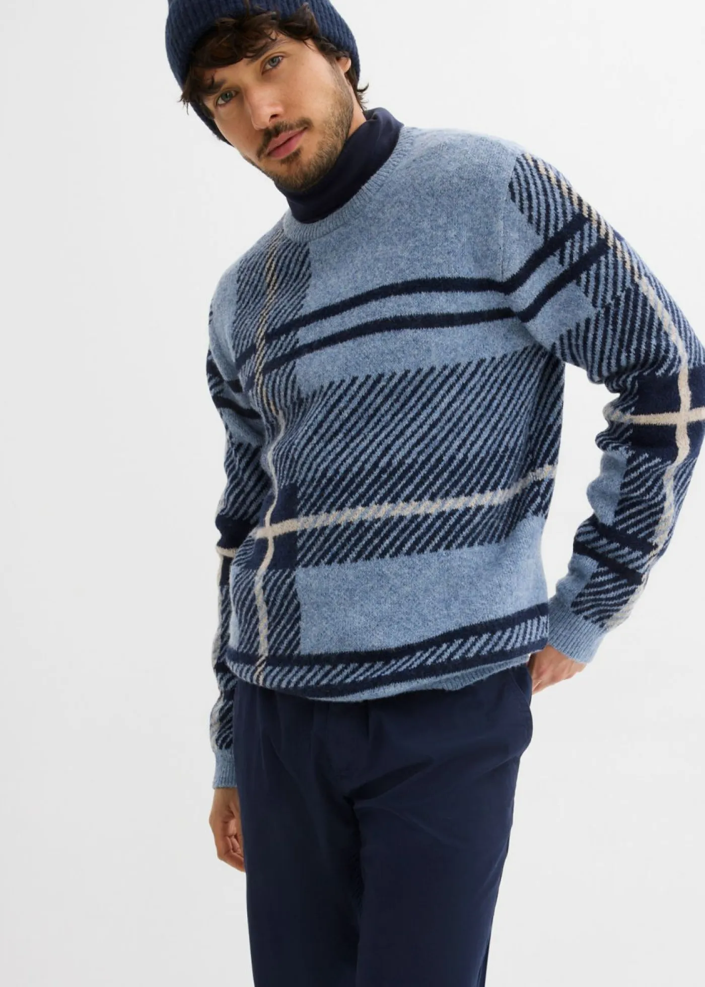 bonprix bonprix Pantalones>Pantalón tipo chino con corte regular, cinturilla elástica, cinturón y forma recta Azul marino