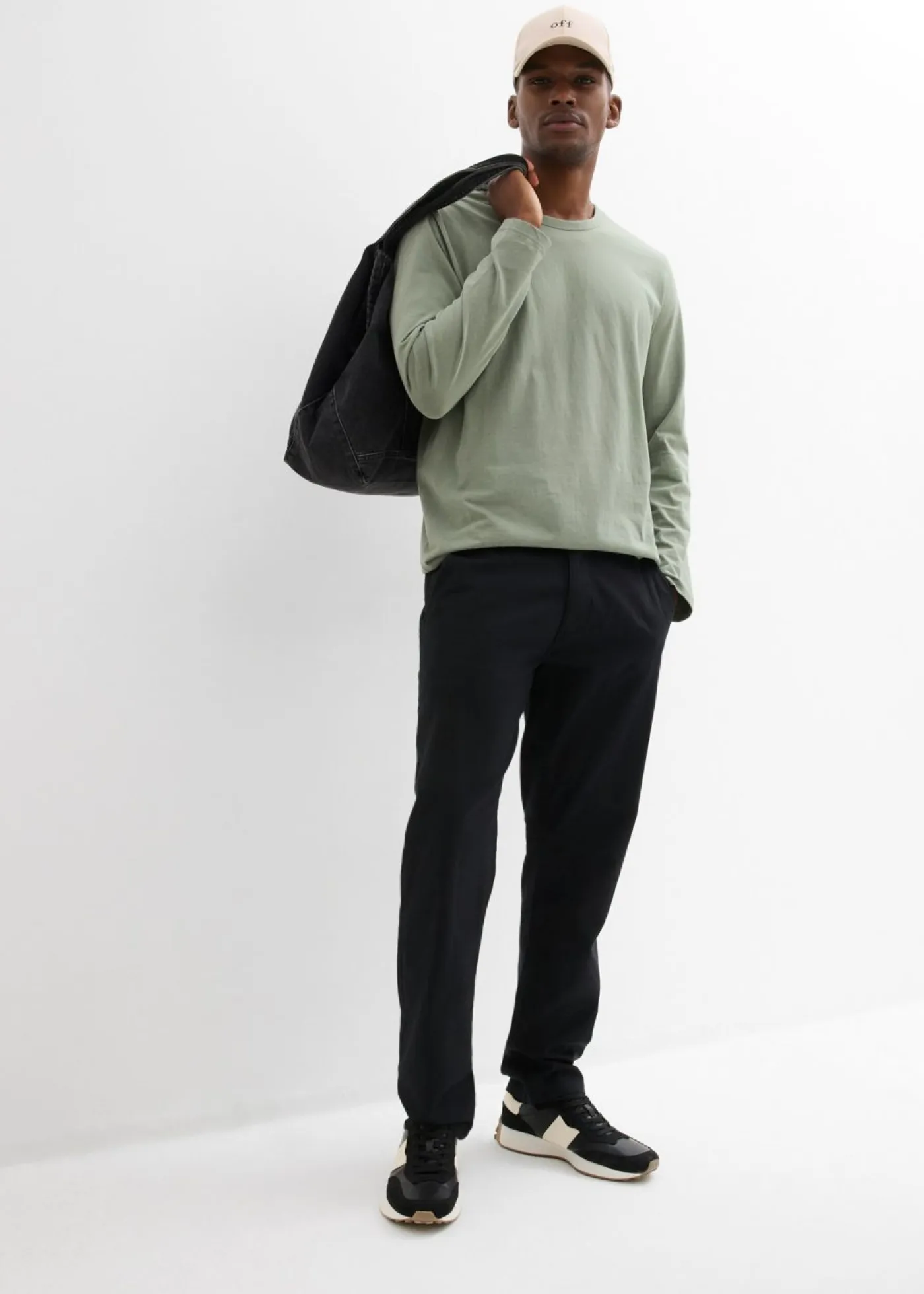 bonprix bonprix Pantalones>Pantalón tipo chino de lino puro con corte recto y regular Negro