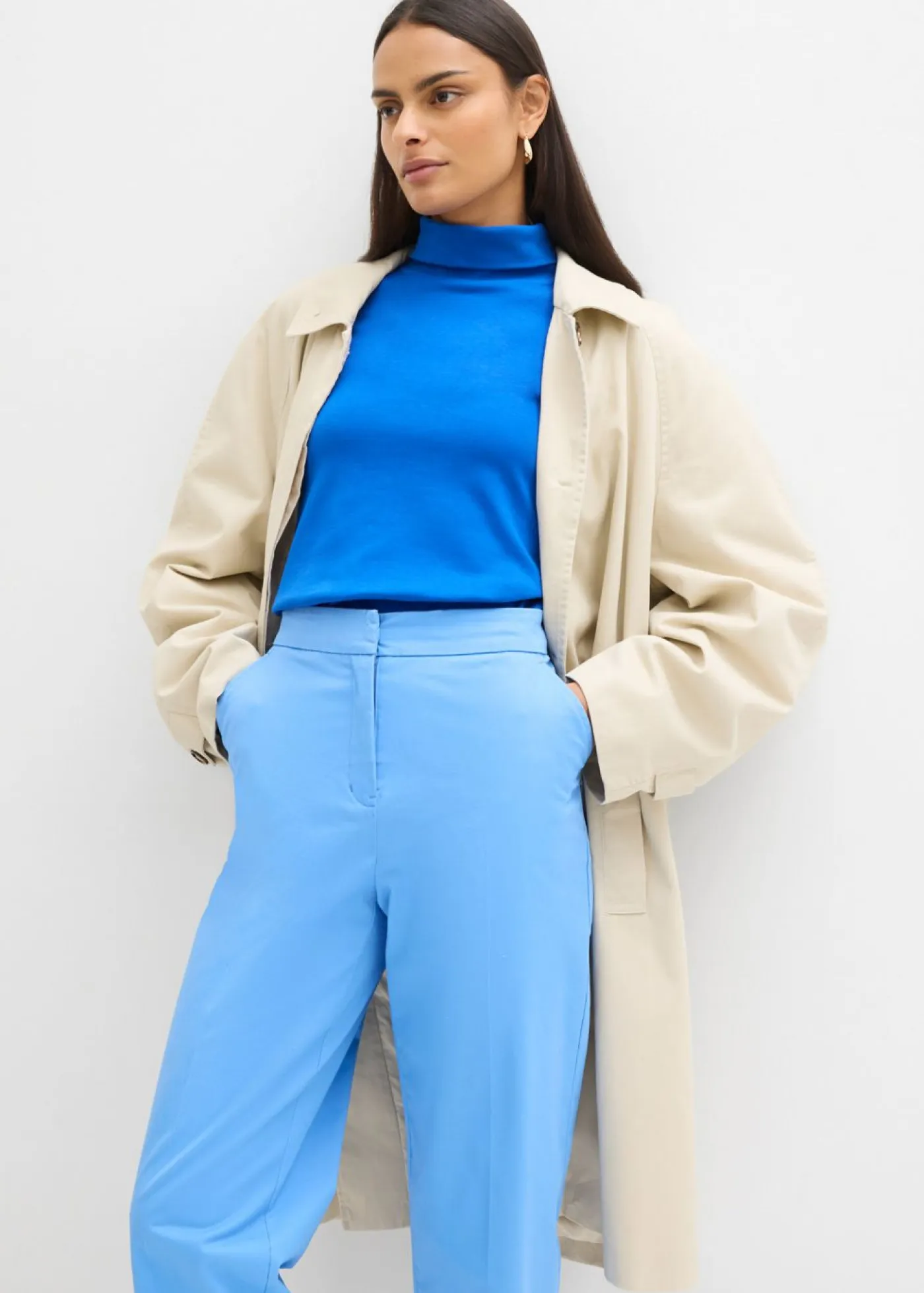 bonprix bonprix Esenciales|Pantalones>Pantalón tipo chino de sarga de algodón azul provenzal