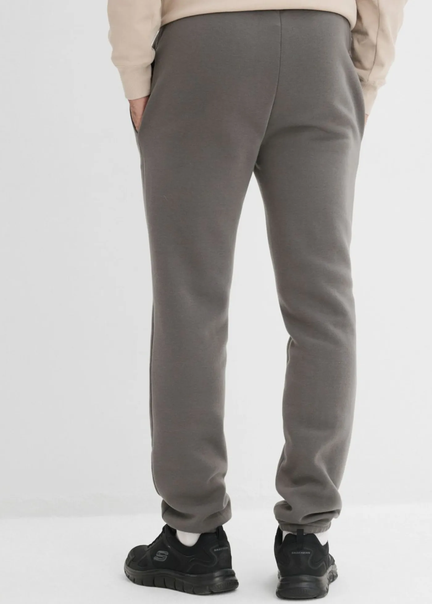 bonprix bonprix Ropa Deportiva|Pantalones>Pantalón térmico de chándal de material de secado rápido Gris granito