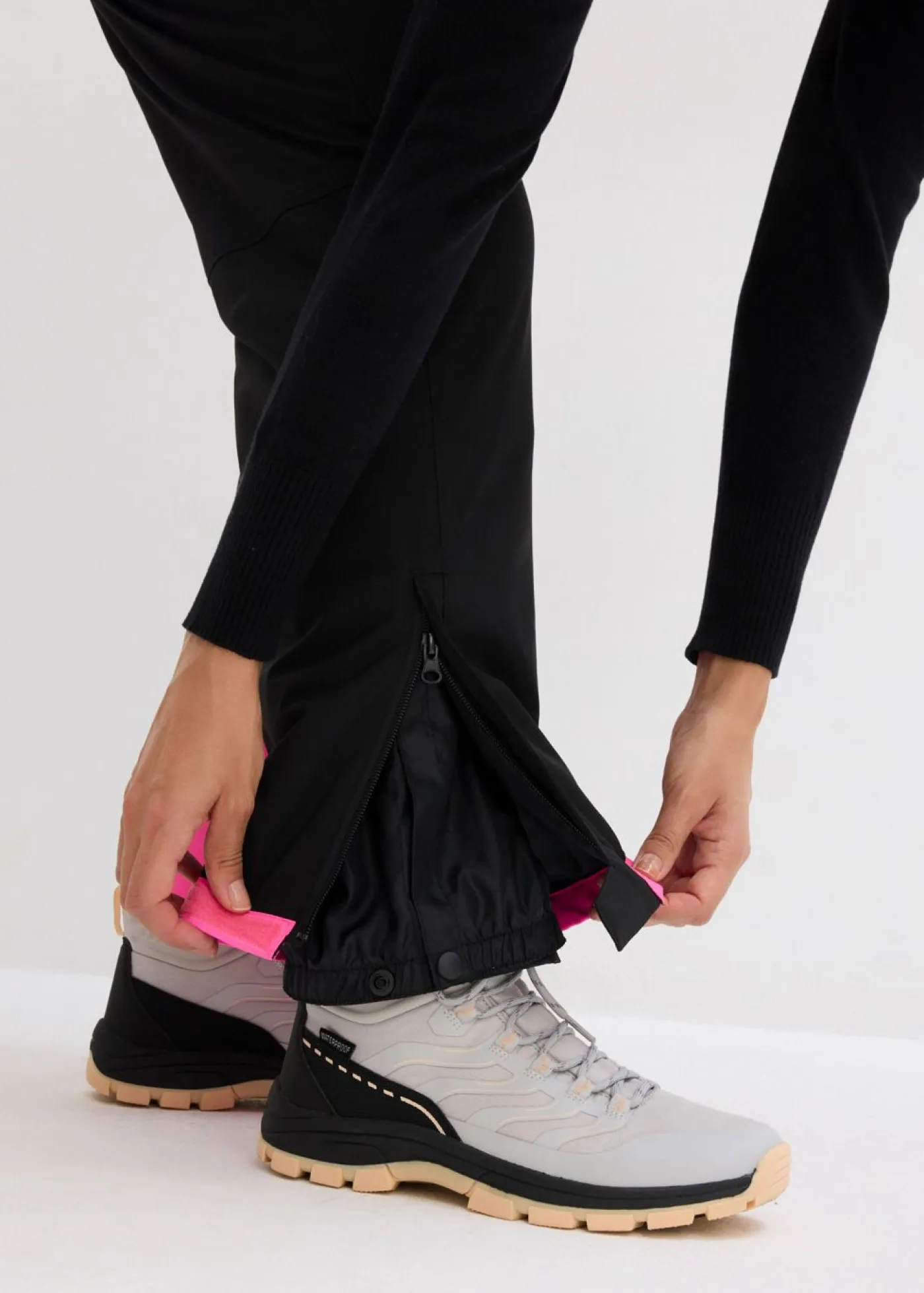 bonprix bonprix Ropa Térmica|Ropa Para El Aire Libre>Pantalón térmico funcional de esquí con tirantes desmontables, material impermeable y corte recto Negro