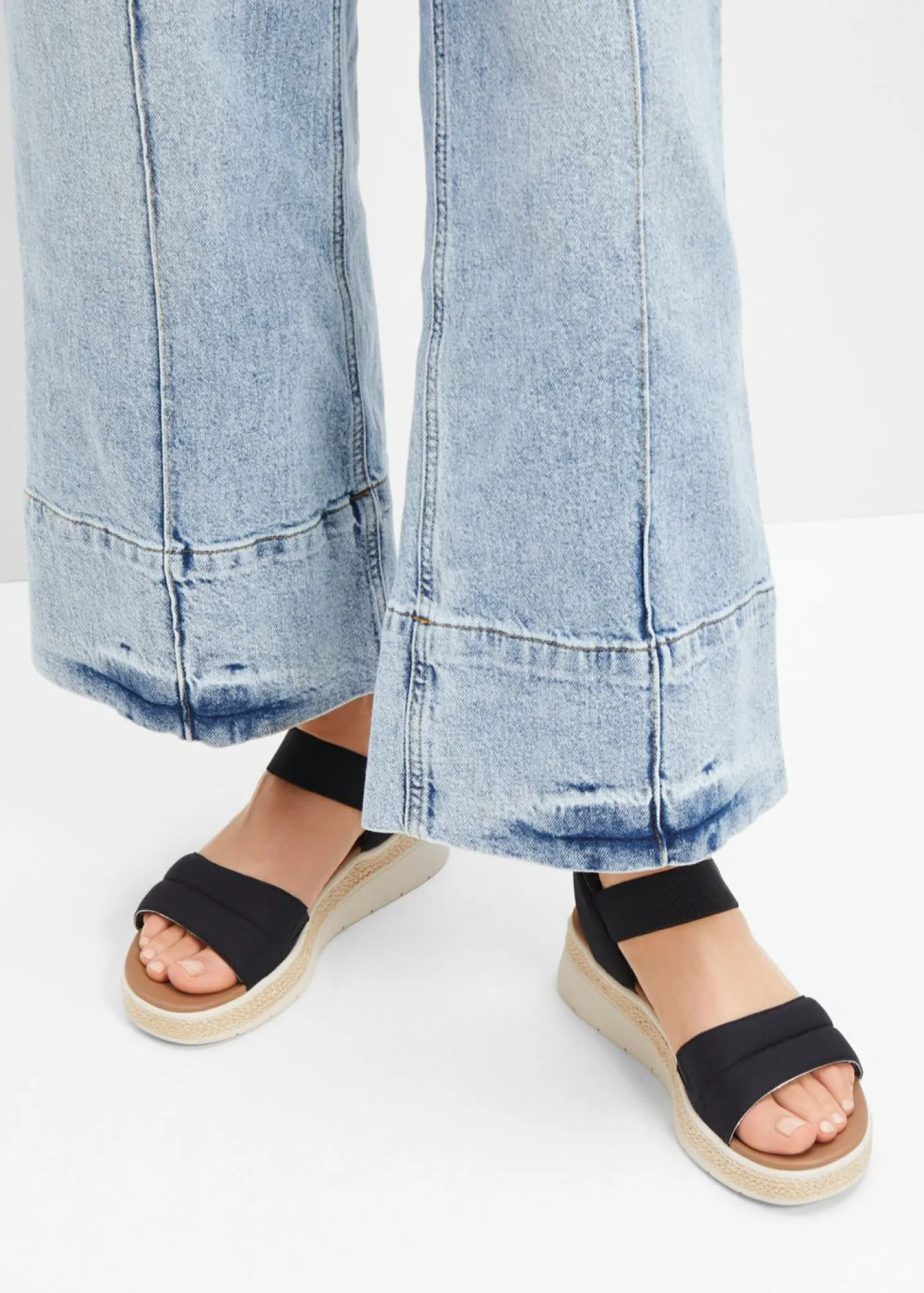 Mujer bonprix Skechers Sandalias de cuña sin cordones de Skechers