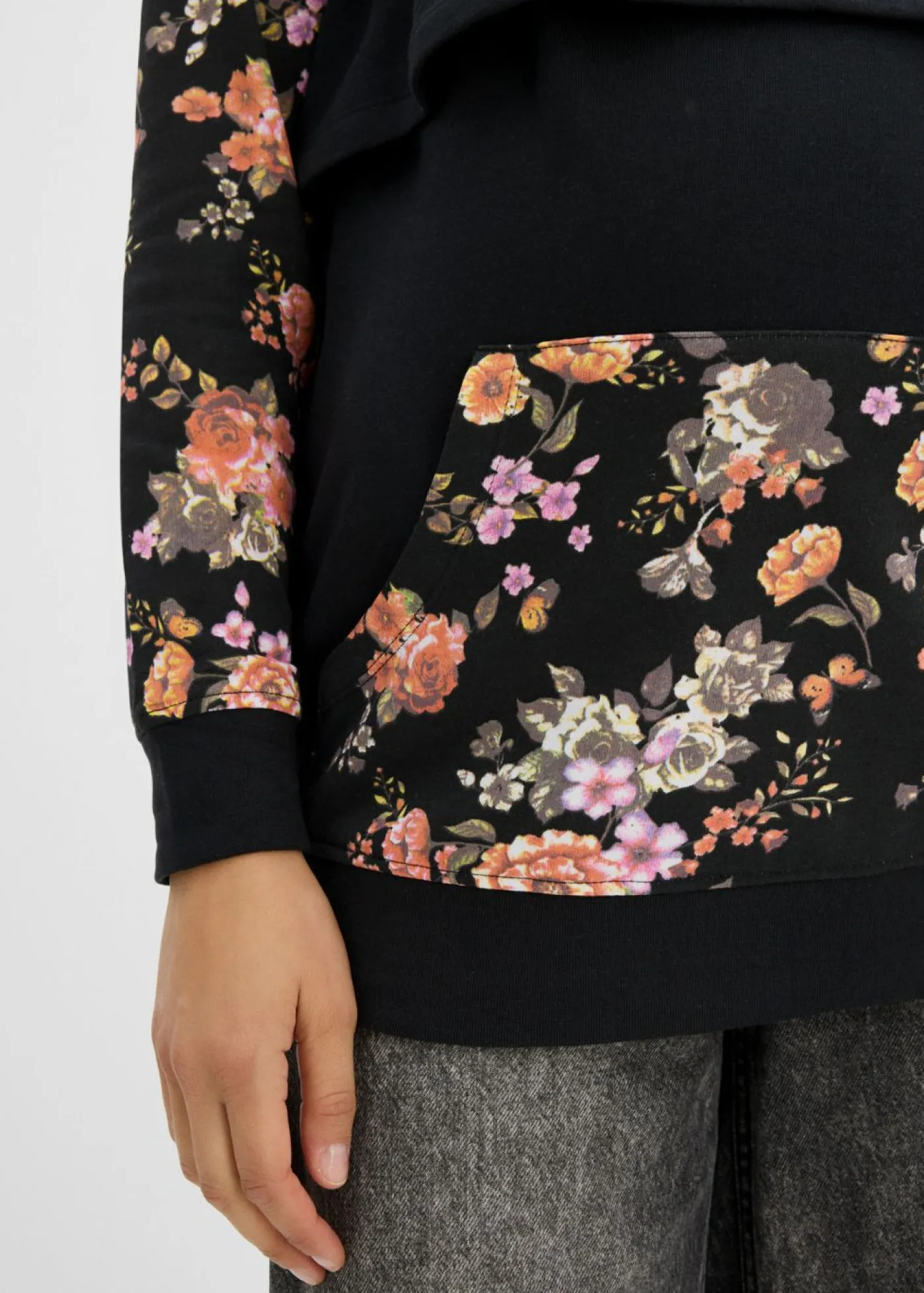 bonprix bonprix Premamá>Suave sudadera premamá/de lactancia 2 en 1 Negro de flores