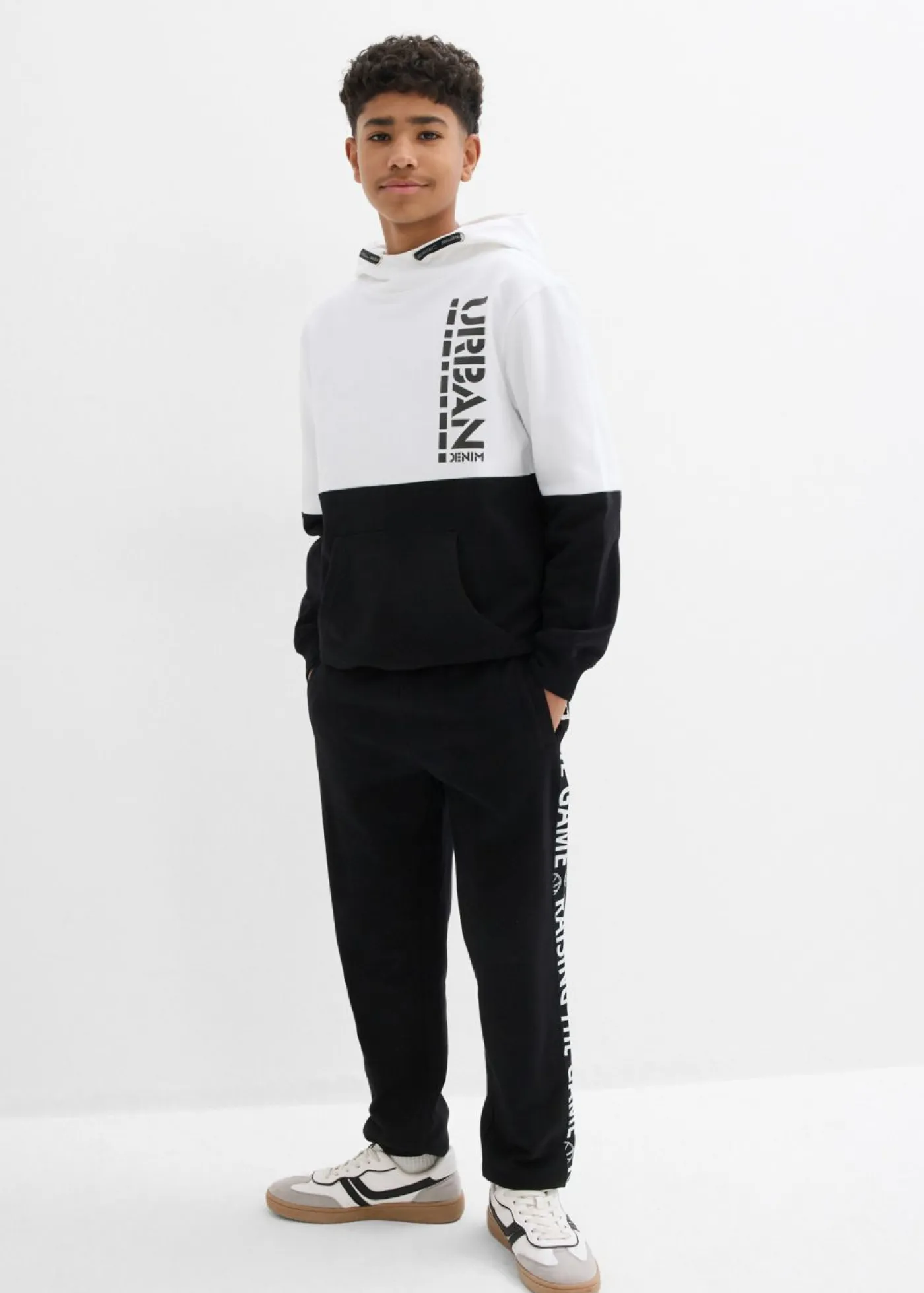 bonprix bonprix Ropa 9 A 16 Años·Sudaderas Y Jerséis>Sudadera con capucha de algodón orgánico Blanco-negro