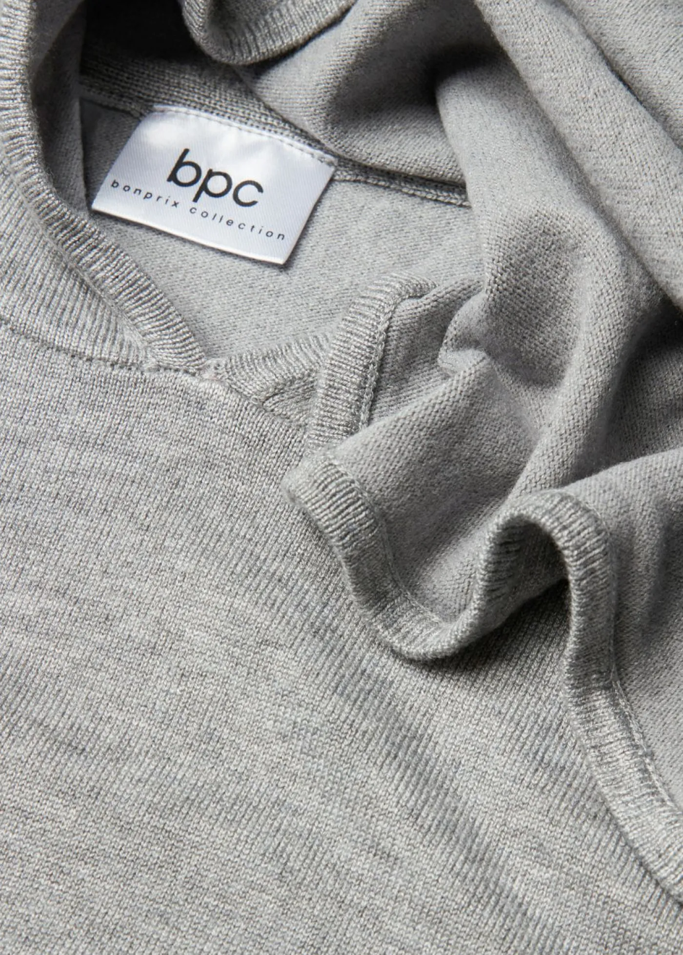 bonprix bonprix Jerséis|Ropa De Punto>Sudadera con capucha de punto y bolsillo canguro en mezcla de viscosa Gris claro jaspeado