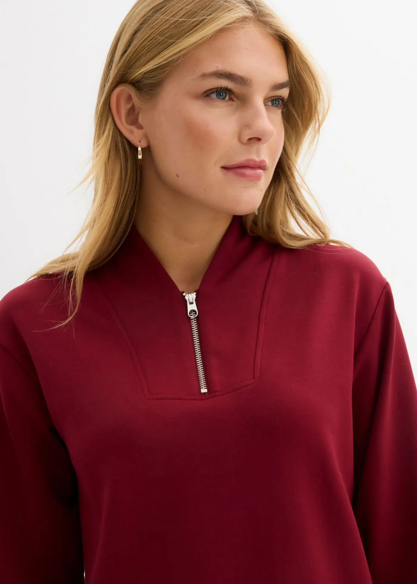 bonprix bonprix Ropa Cómoda>Sudadera de neopreno de mezcla de viscosa suave Rojo rubí