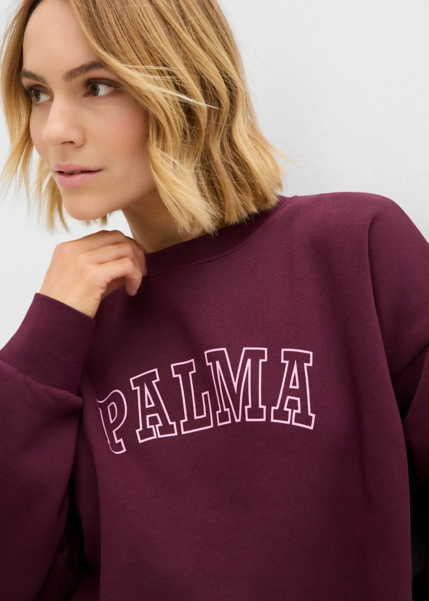 bonprix bonprix Ropa Cómoda>Sudadera holgada en mezcla de algodón rojo burdeos-rosa