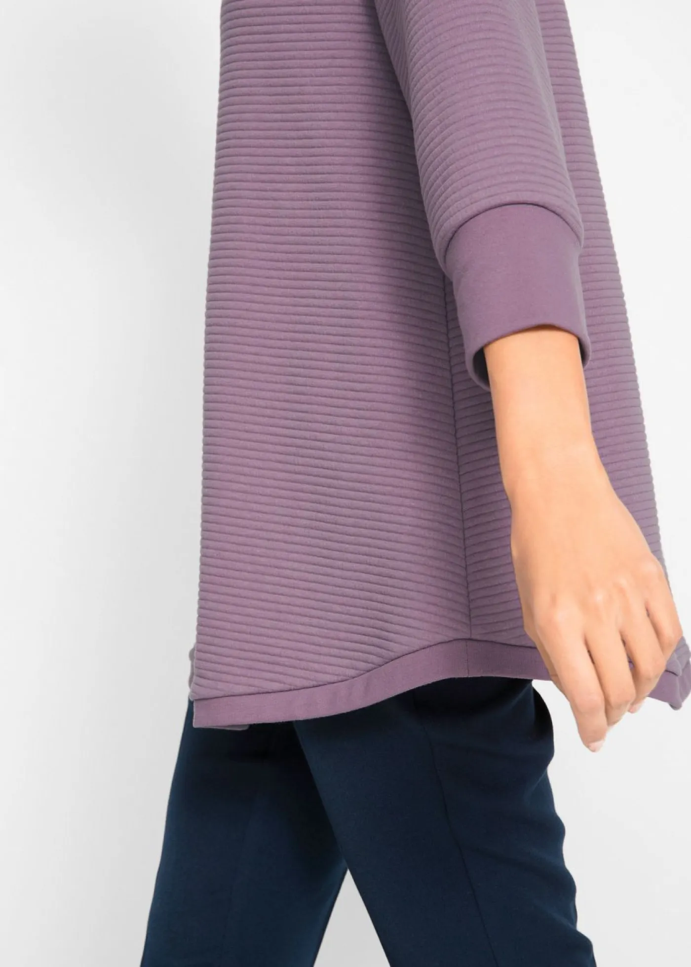 bonprix bonprix Ropa Cómoda>Sudadera larga con viscosa Lavanda mate