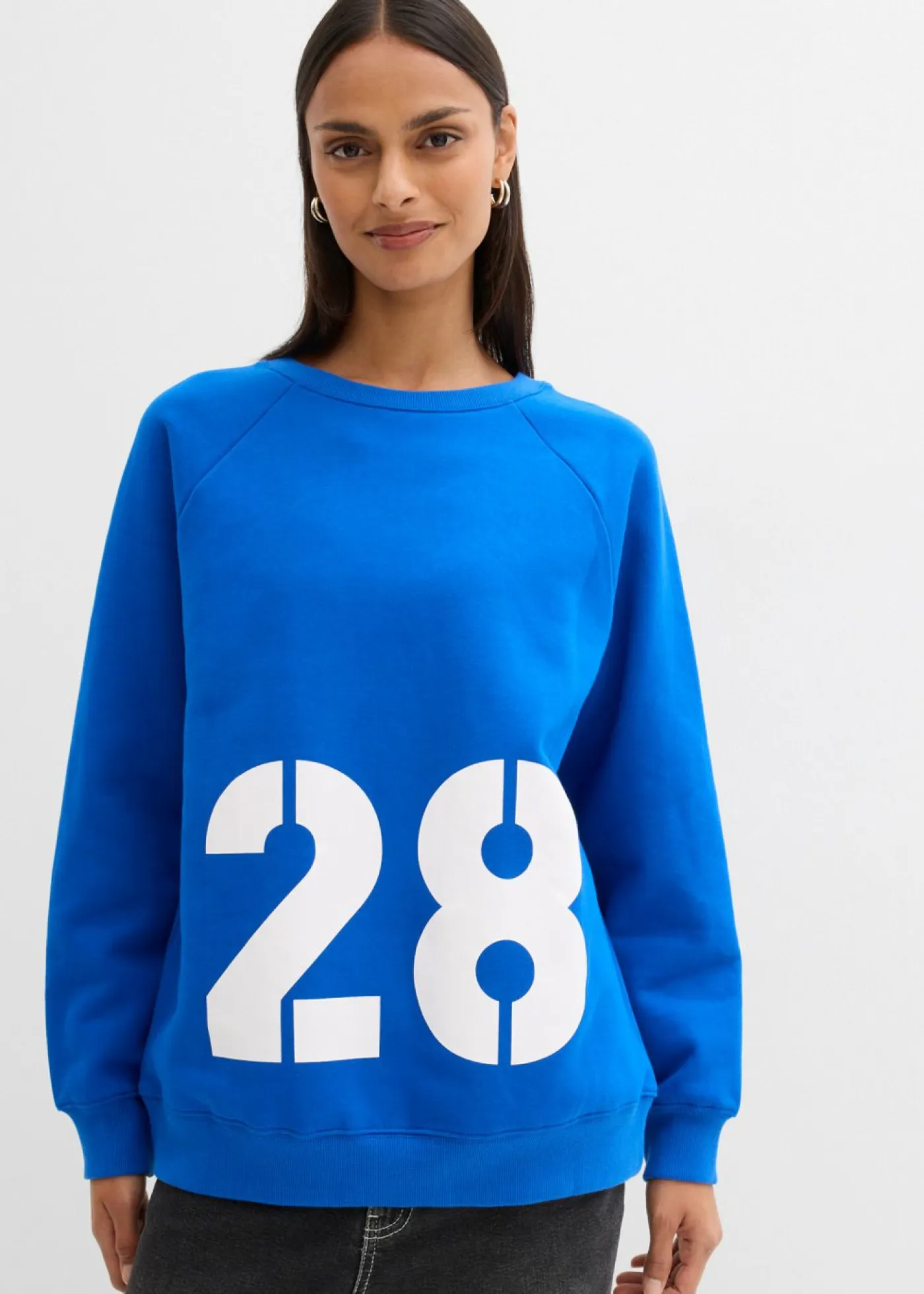 bonprix bonprix Ropa Cómoda>Sudadera oversize de algodón orgánico Azul ártico-blanco