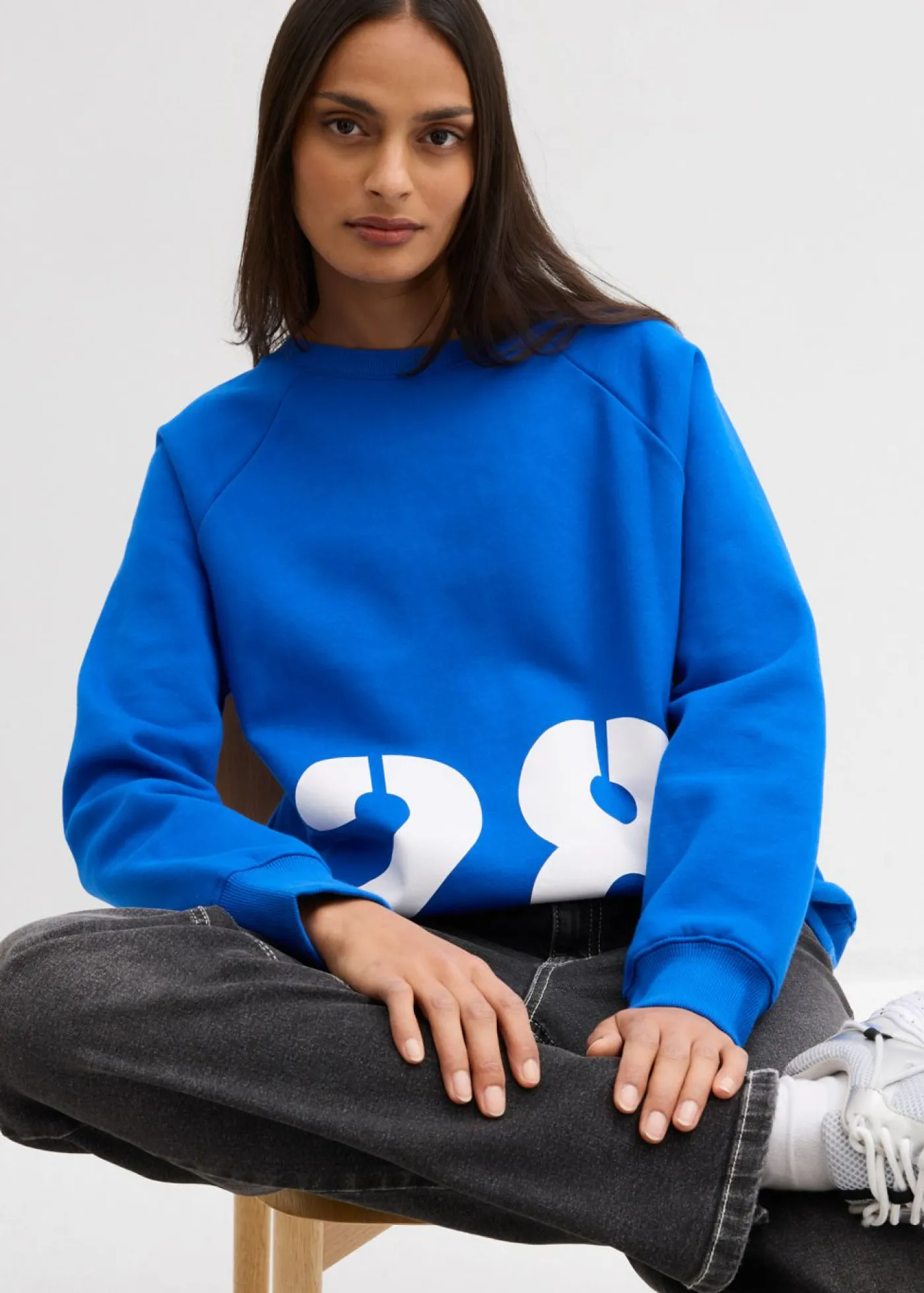 bonprix bonprix Ropa Cómoda>Sudadera oversize de algodón orgánico Azul ártico-blanco