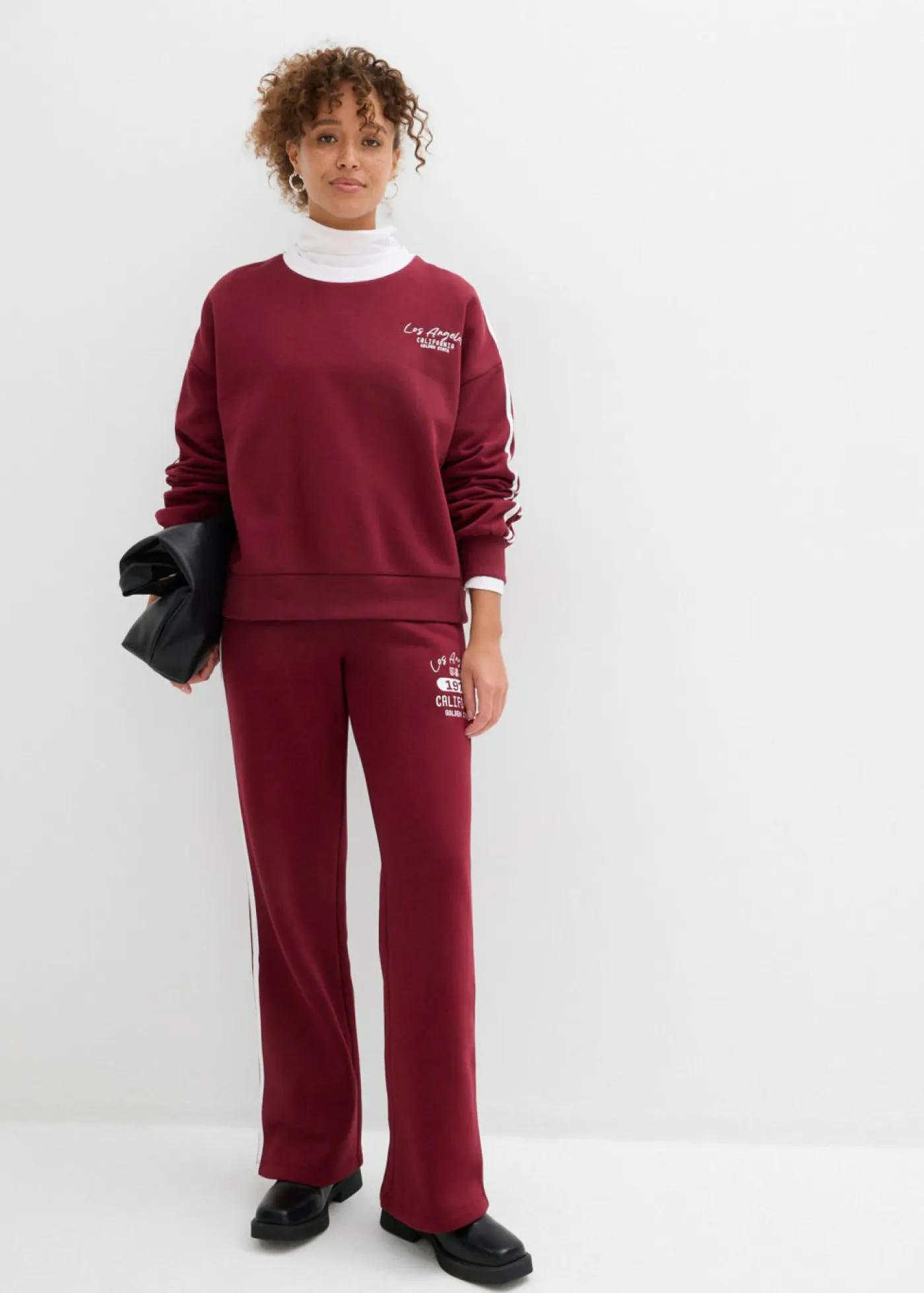 bonprix bonprix Ropa Cómoda>Sudadera oversize en suave mezcla de algodón Rojo avellana/blanco estampado