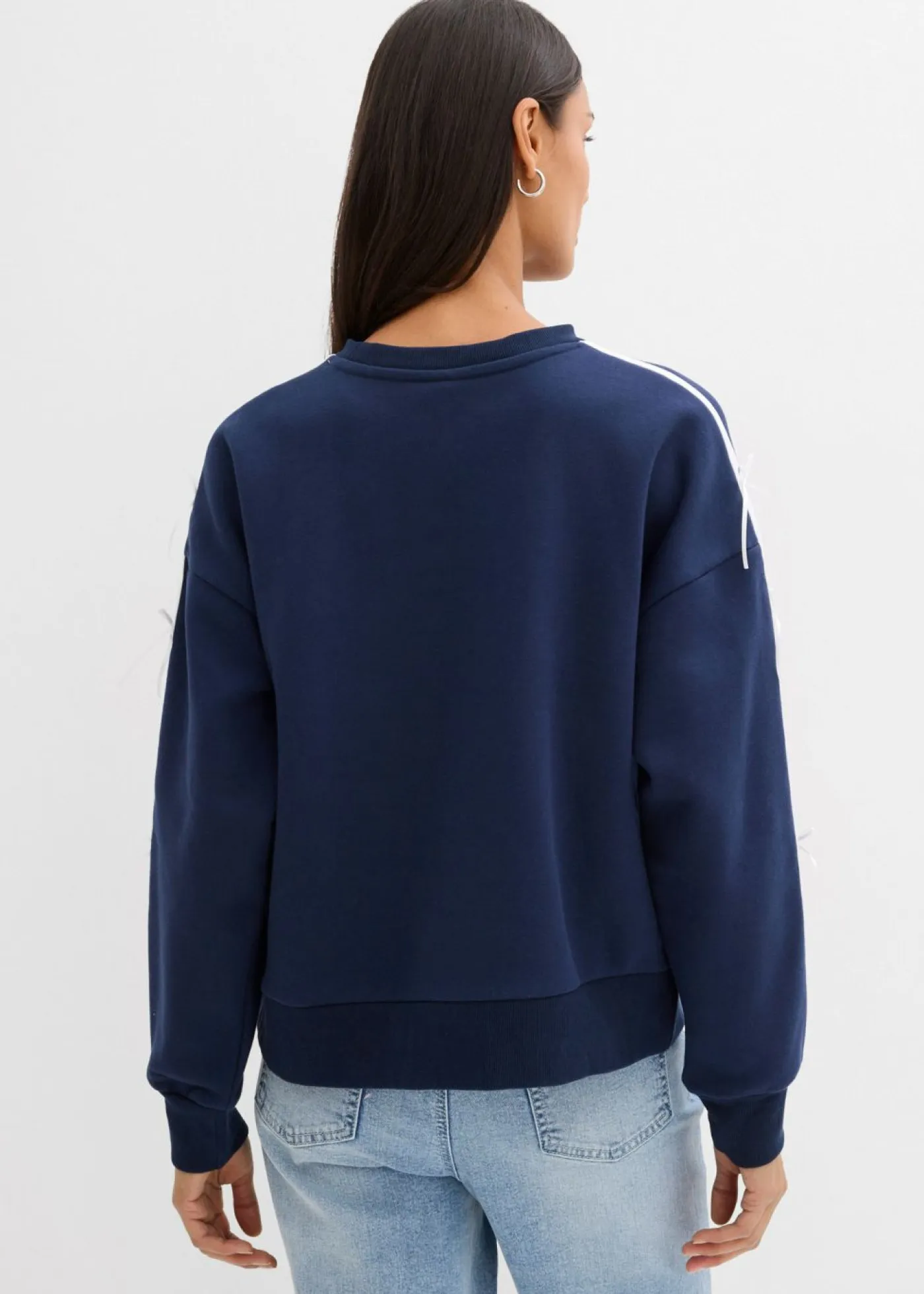 bonprix bonprix Ropa Cómoda>Sudadera oversize en suave mezcla de algodón Azul marino + blanco lana