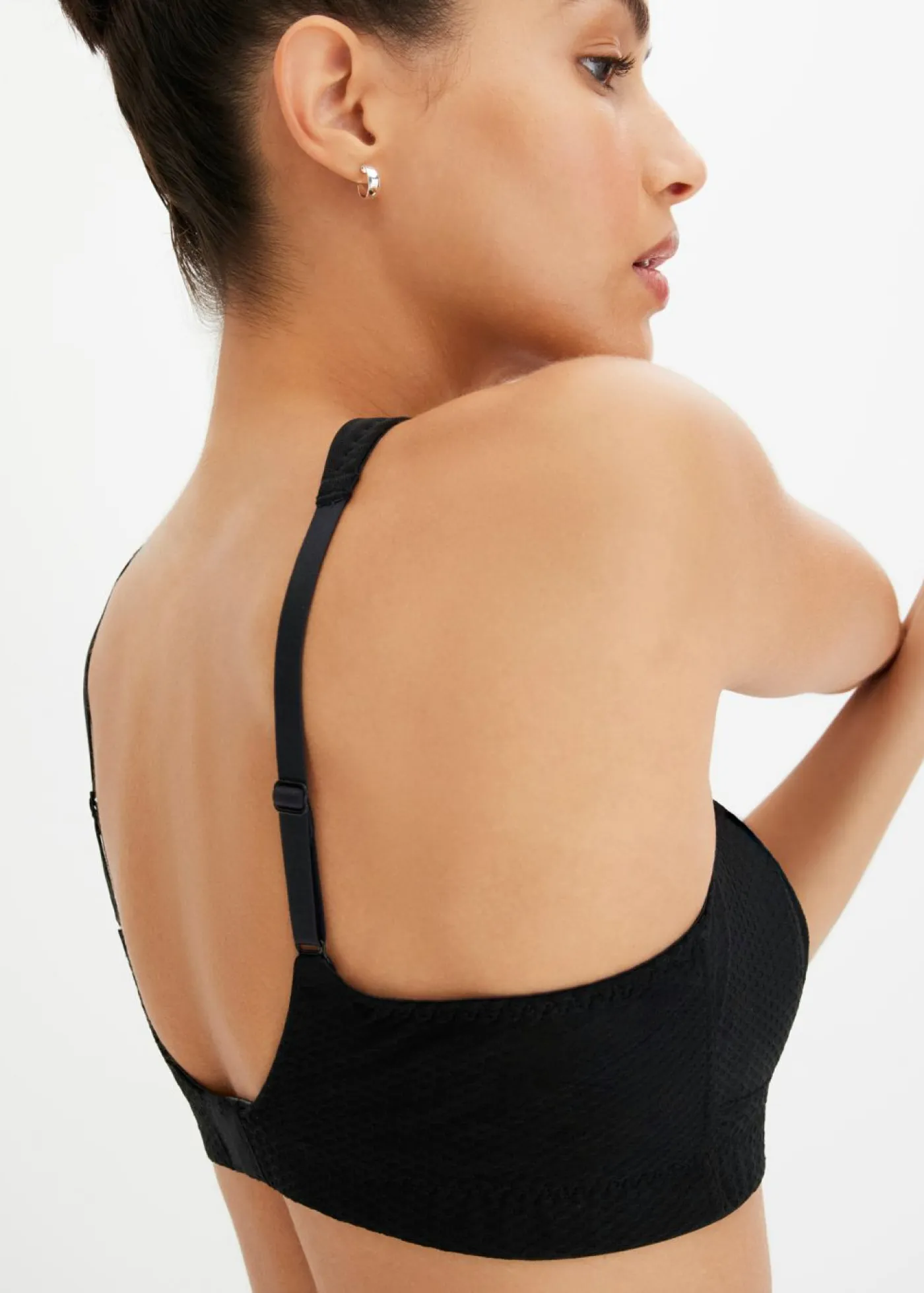 bonprix bonprix Ropa Deportiva>Sujetador deportivo con gran sujeción Negro/morado intenso