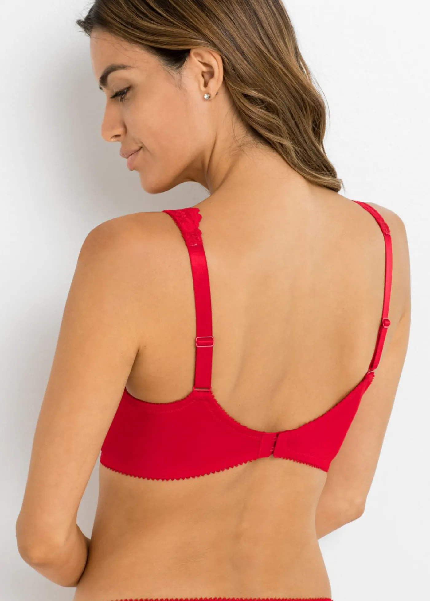 Mujer bonprix bonprix Sujetador reductor con tirantes acolchados (2 unidades)