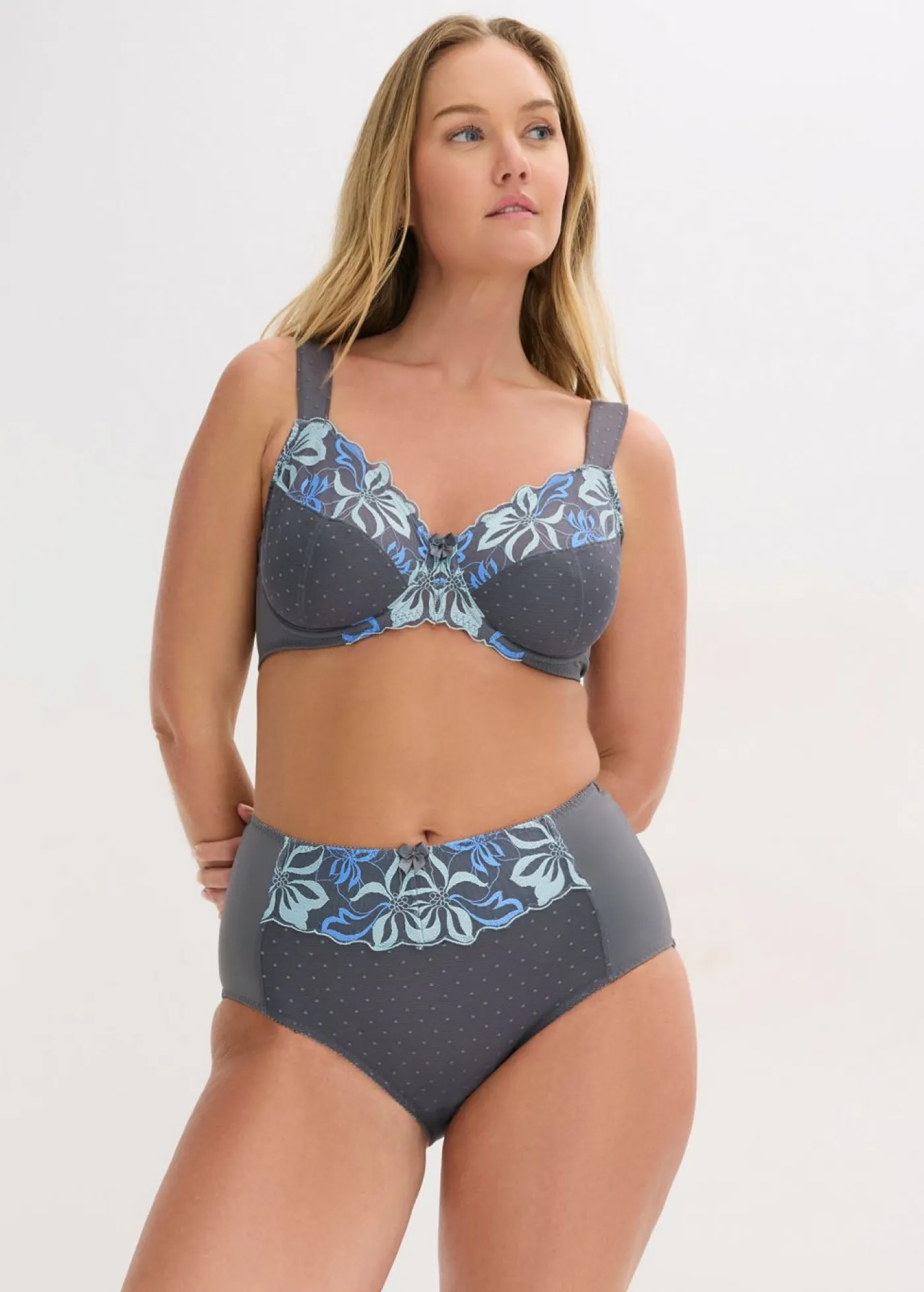 Mujer bonprix bonprix Sujetador reductor con tirantes acolchados