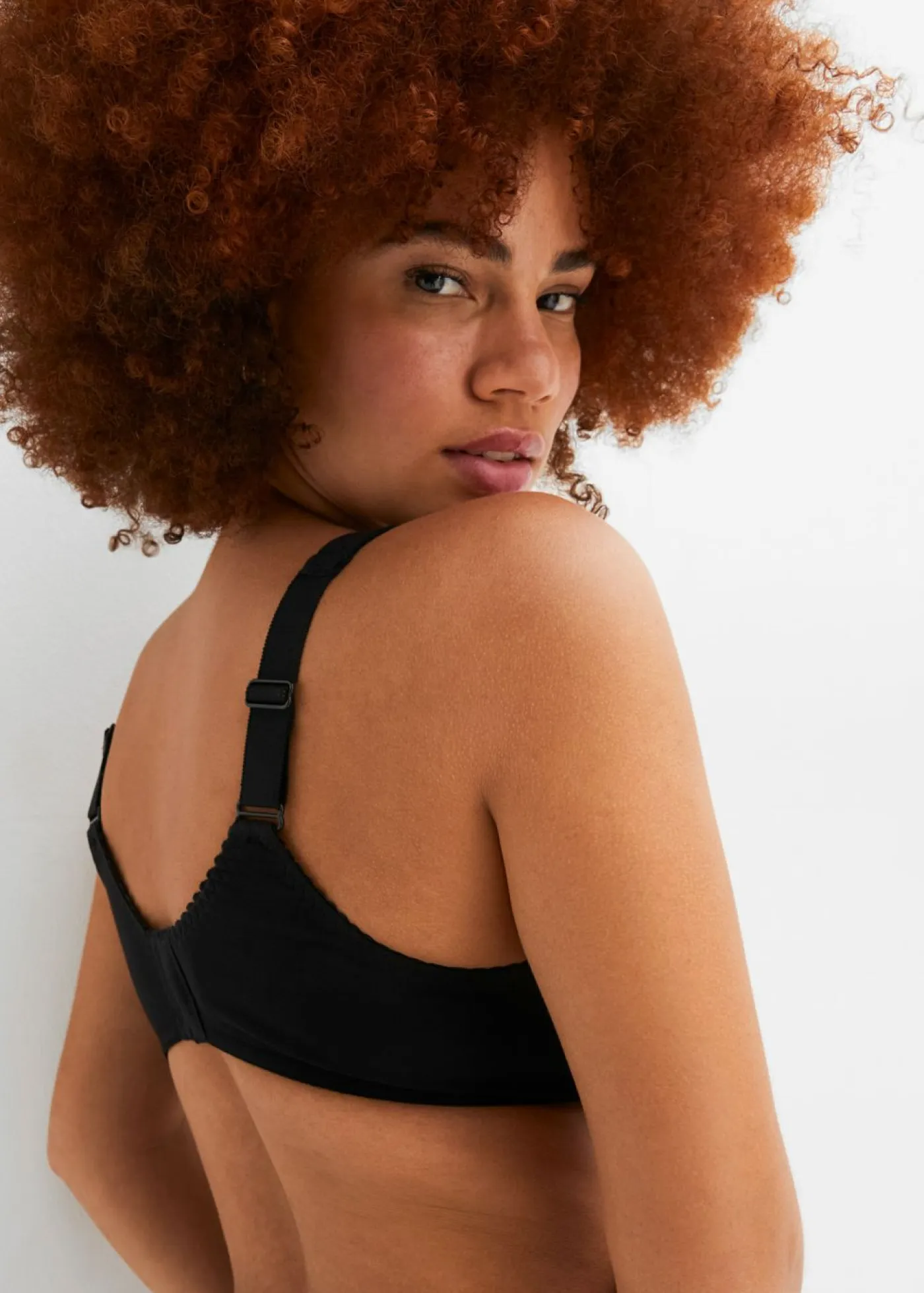 bonprix bonprix Sujetadores De Copa E A H|Ropa Interior De Algodón>Sujetador sin aros de algodón orgánico (2 unidades) 2 unidades de color negro