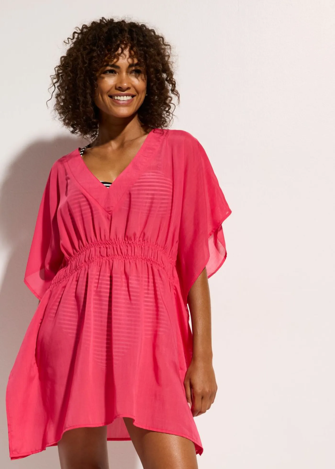 Mujer bonprix bonprix Túnica de playa transparente con escote en V