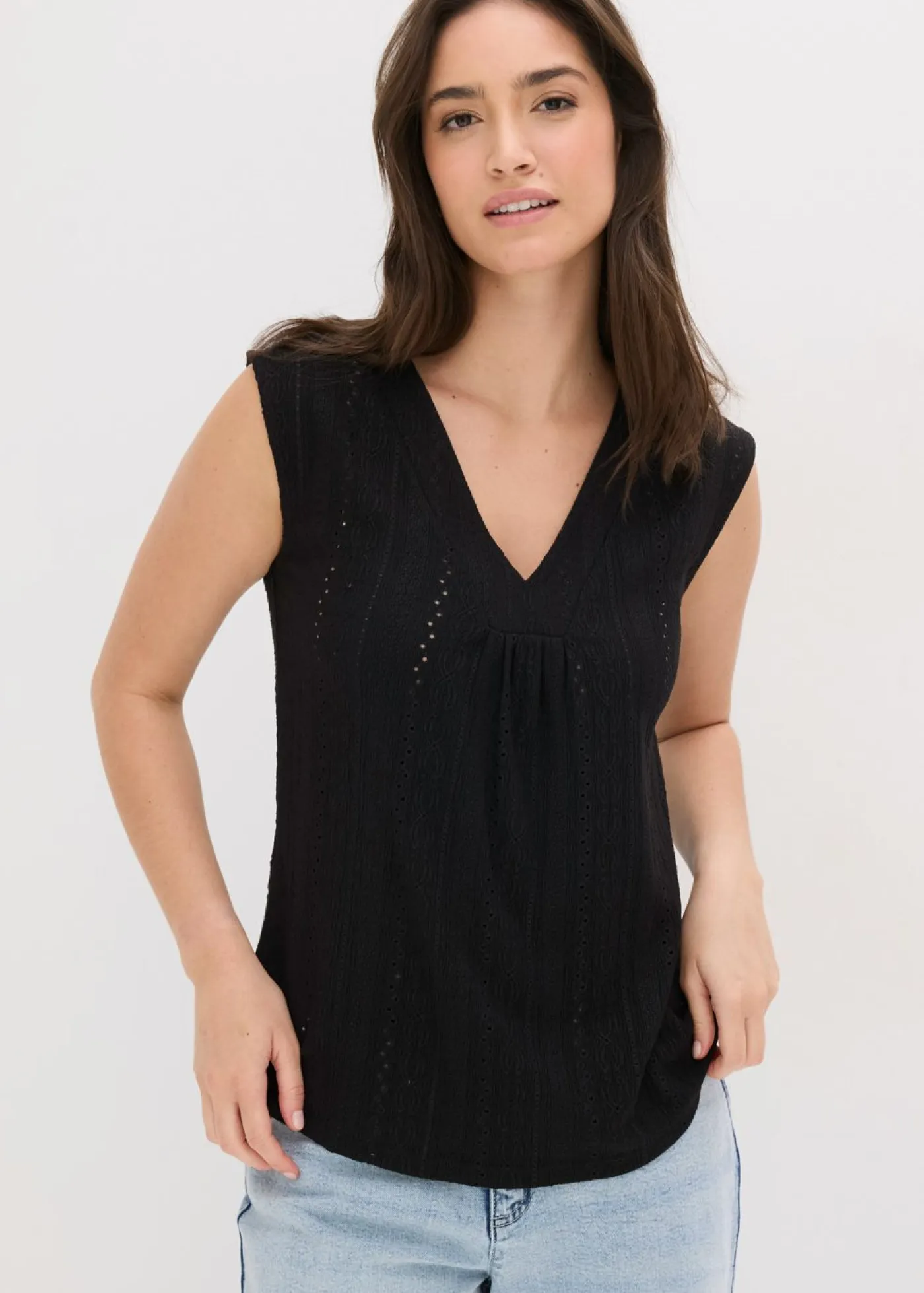 bonprix bonprix Camisetas|Novedades>Top con bordado calado Negro