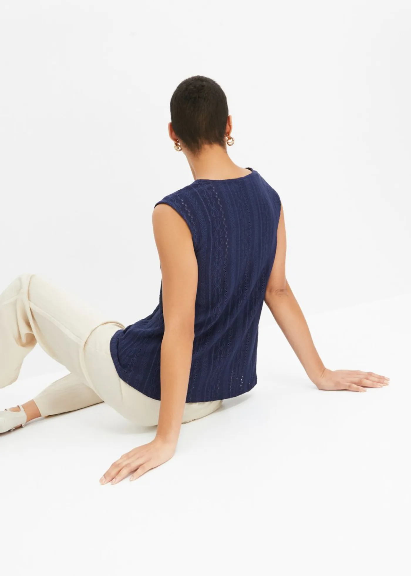 bonprix bonprix Camisetas|Novedades>Top con bordado calado Azul marino