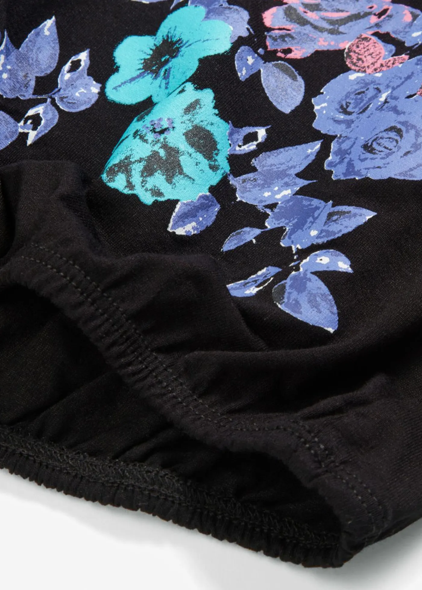 bonprix bonprix Camisetas>Top de mezcla de viscosa fluida Negro estampado