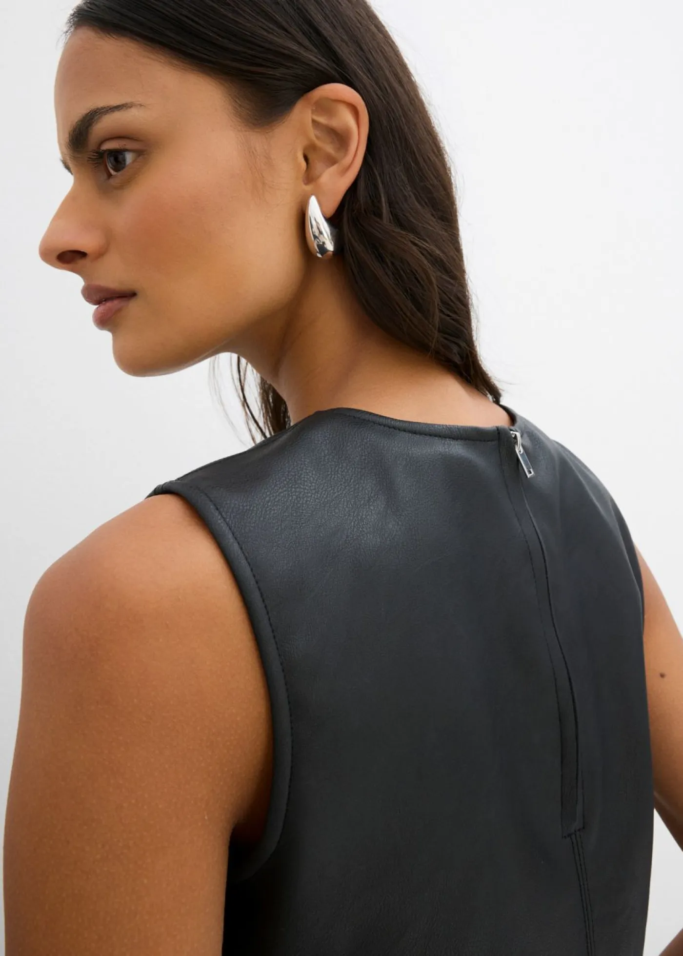 bonprix bonprix Esenciales|Camisetas>Top de piel sintética Negro