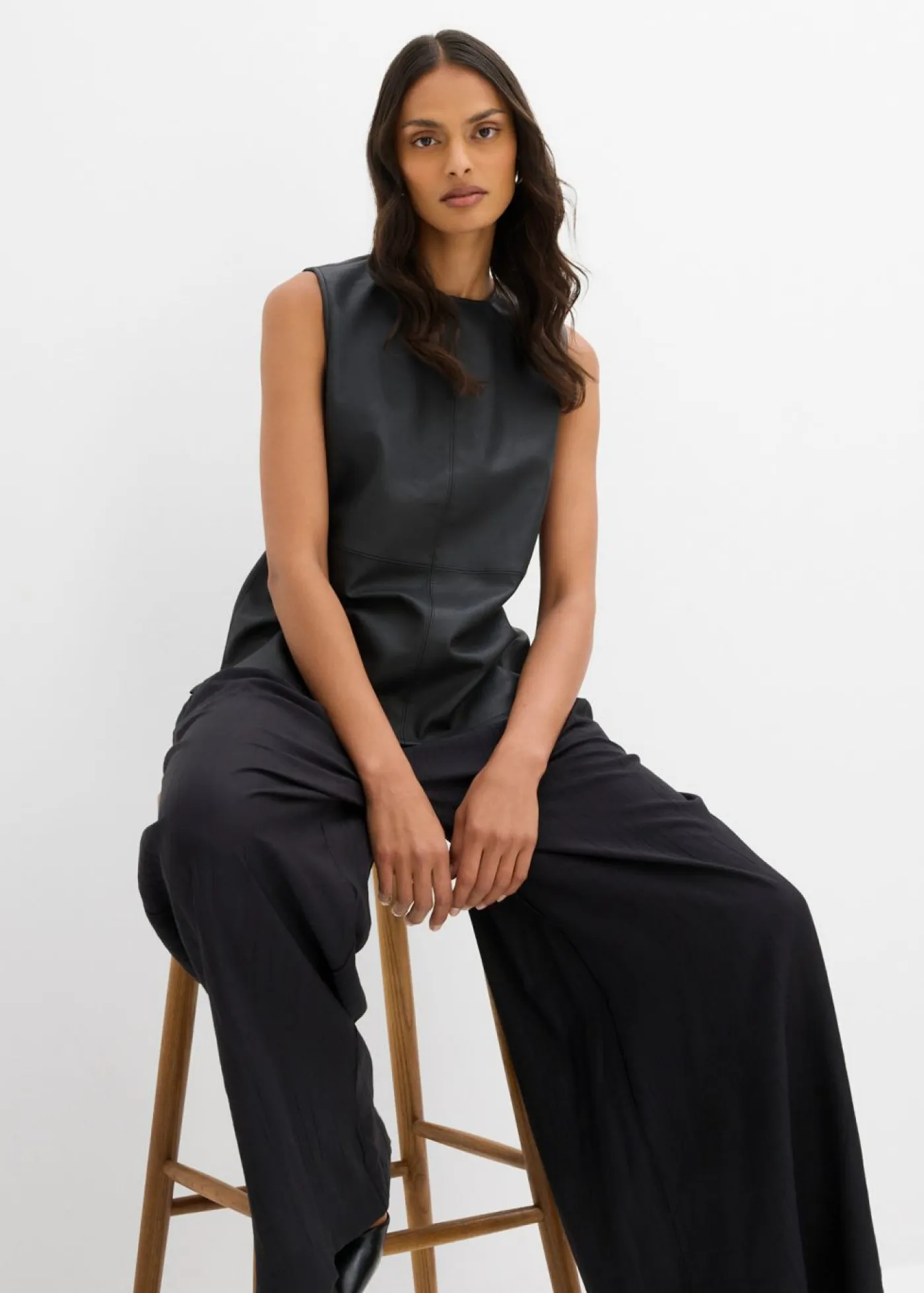 bonprix bonprix Esenciales|Camisetas>Top de piel sintética Negro