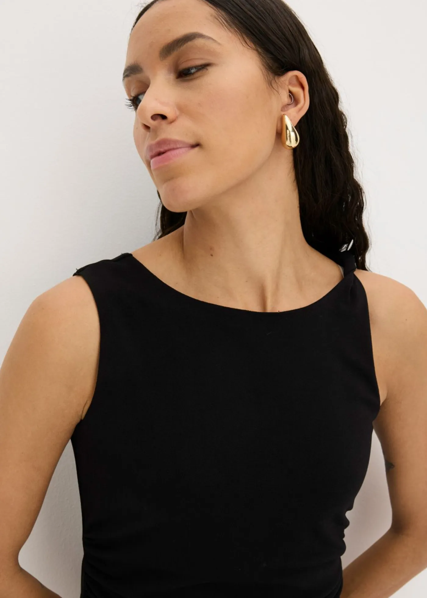 bonprix bonprix Camisetas>Top de punto con nudo Negro