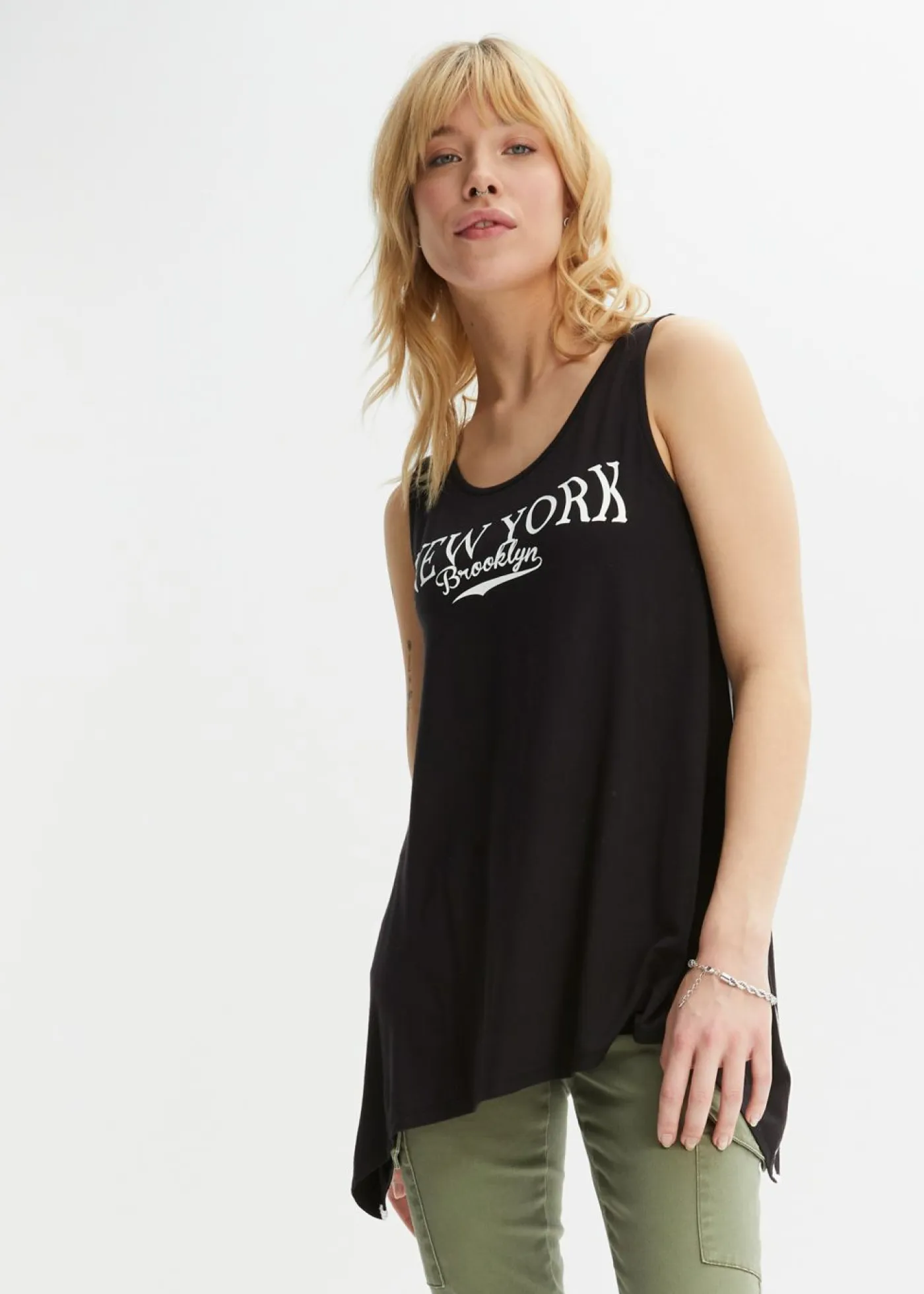 bonprix bonprix Camisetas>Top largo de viscosa suave Negro-blanco