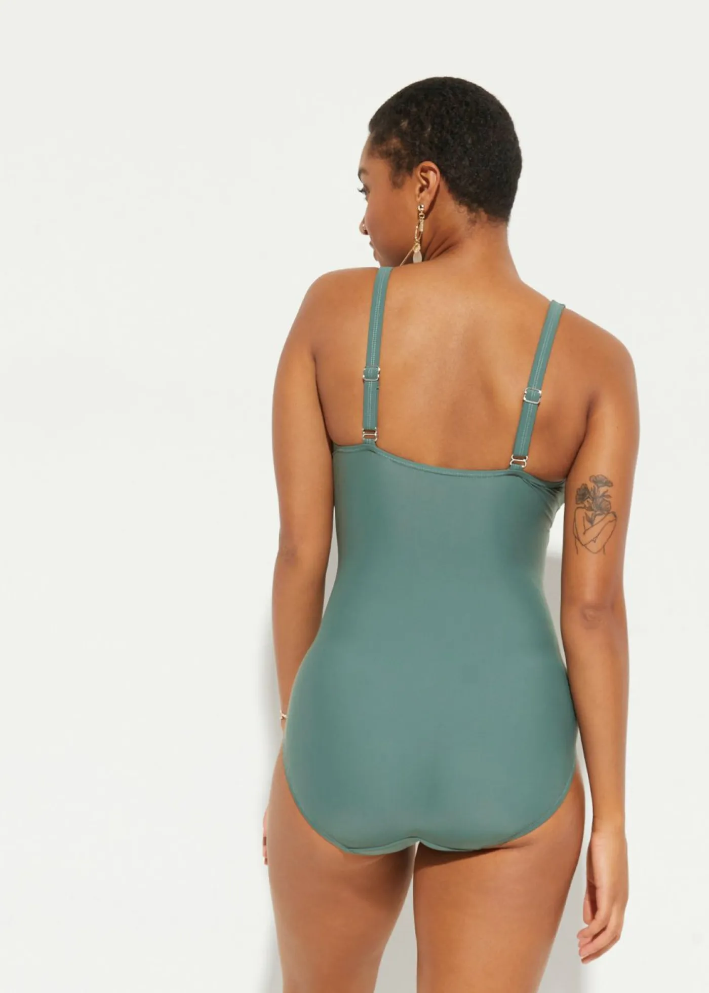 bonprix bonprix Vestidos Moldeadores|Bañadores>Traje de baño con efecto moldeador medio y aspecto cruzado Verde oliva