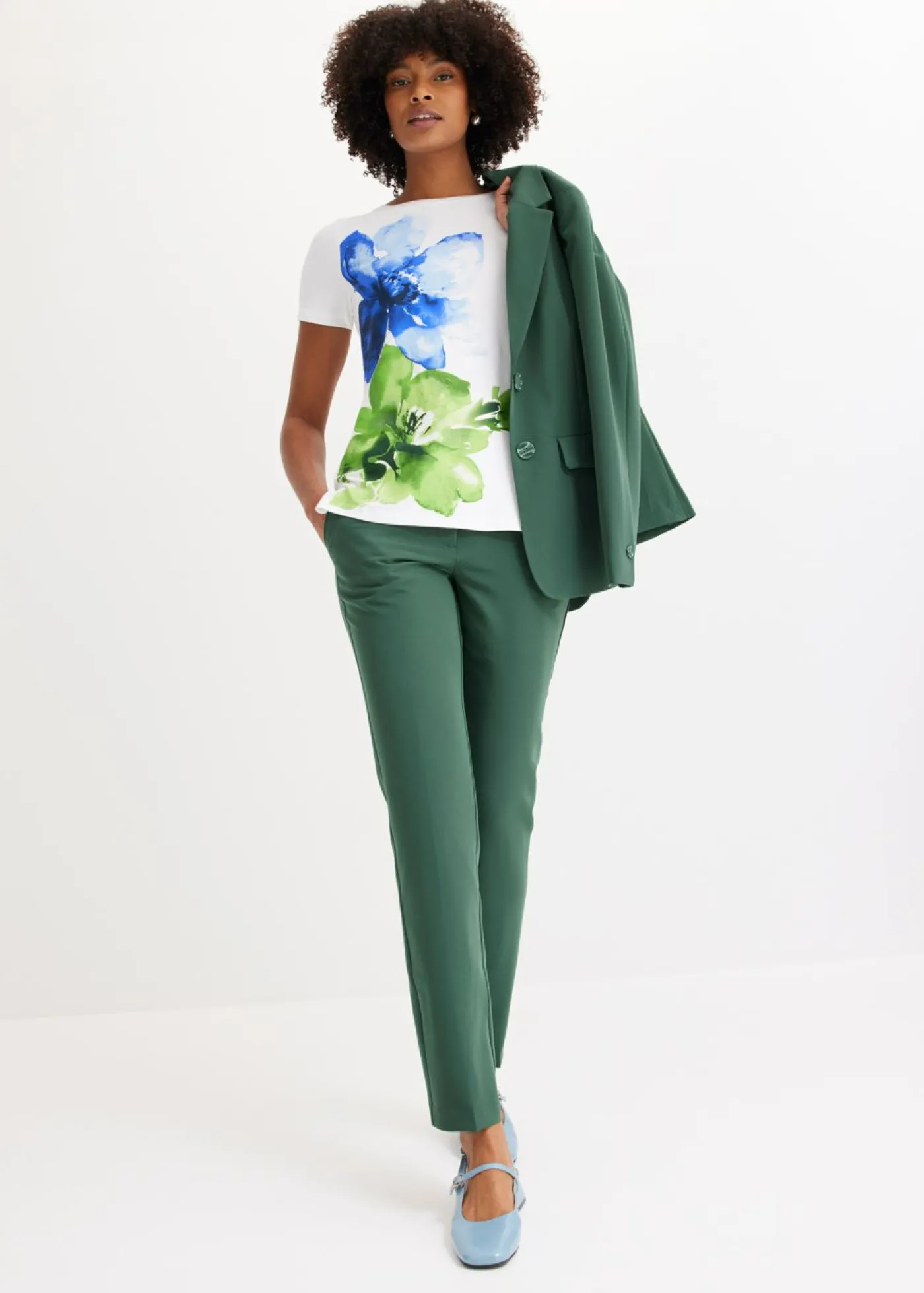 bonprix bonprix Tallas Pequeñas|Novedades>Traje de pantalón (2 piezas) verde sombra