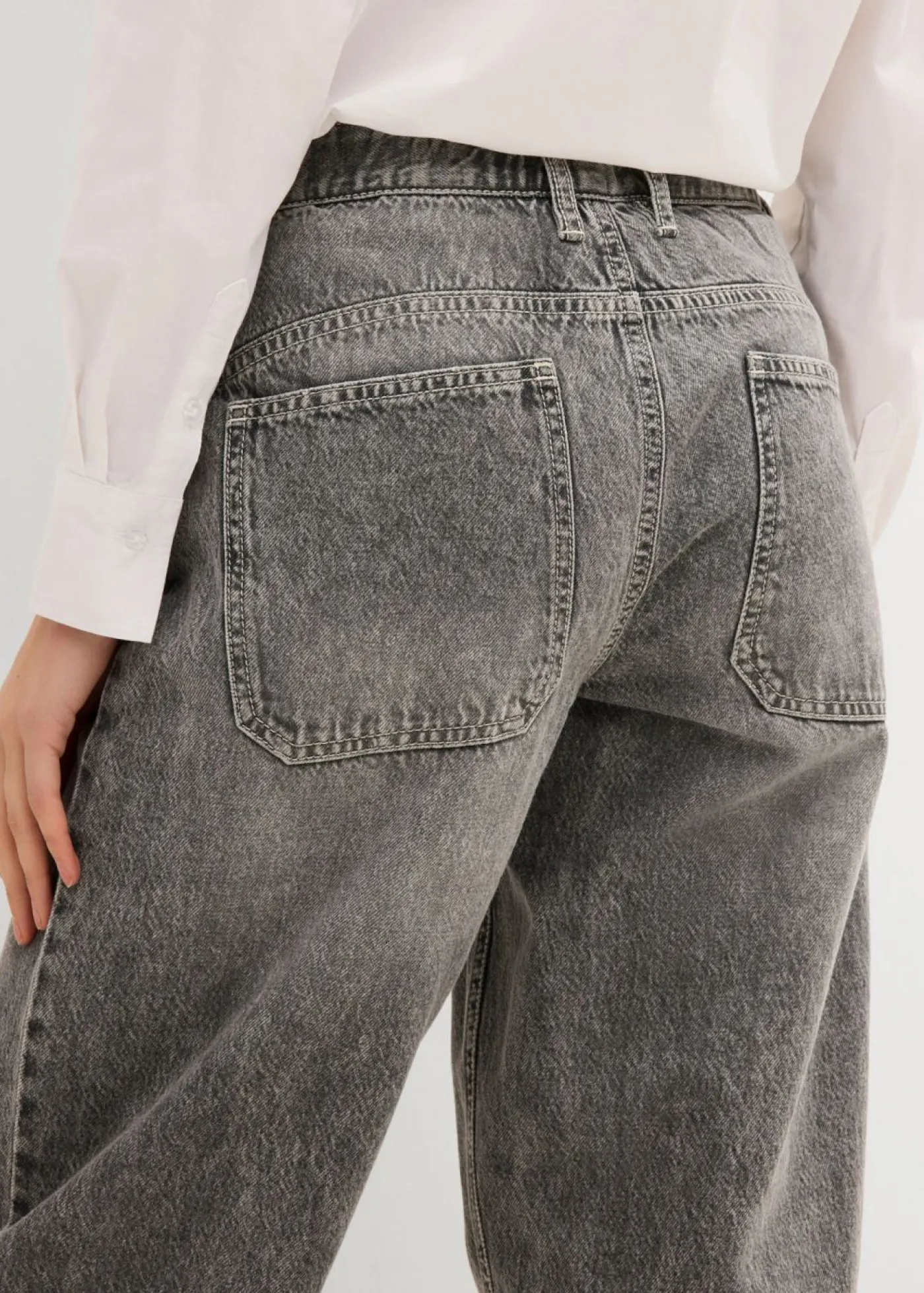bonprix bonprix Vaqueros>Vaqueros barrel, mid waist, low stretch, cropped Denim gris claro desgastado
