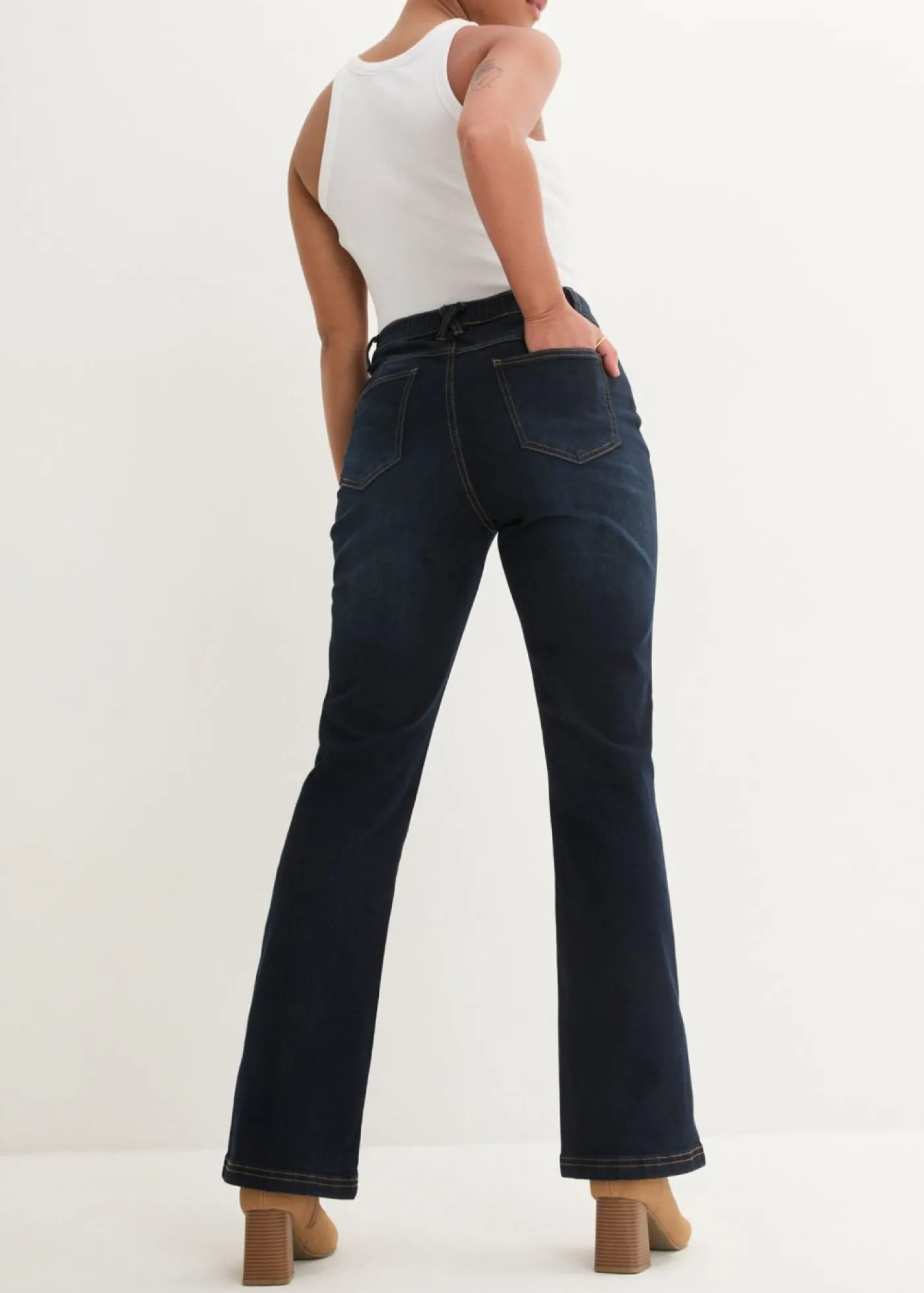 bonprix bonprix Vaqueros>Vaqueros bootcut, high waist, cintura cómoda Azul oscuro denim