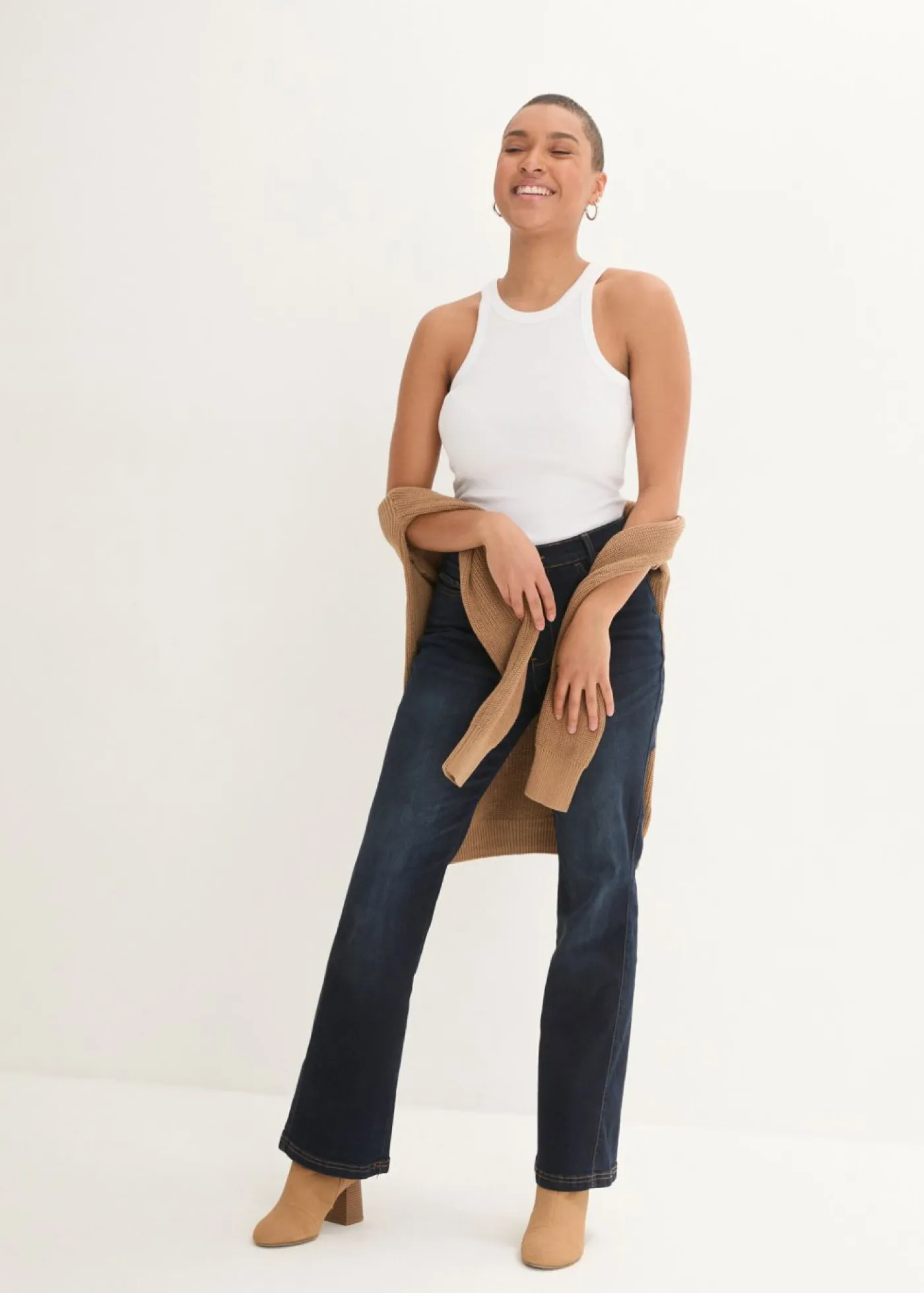 bonprix bonprix Vaqueros>Vaqueros bootcut, high waist, cintura cómoda Azul oscuro denim