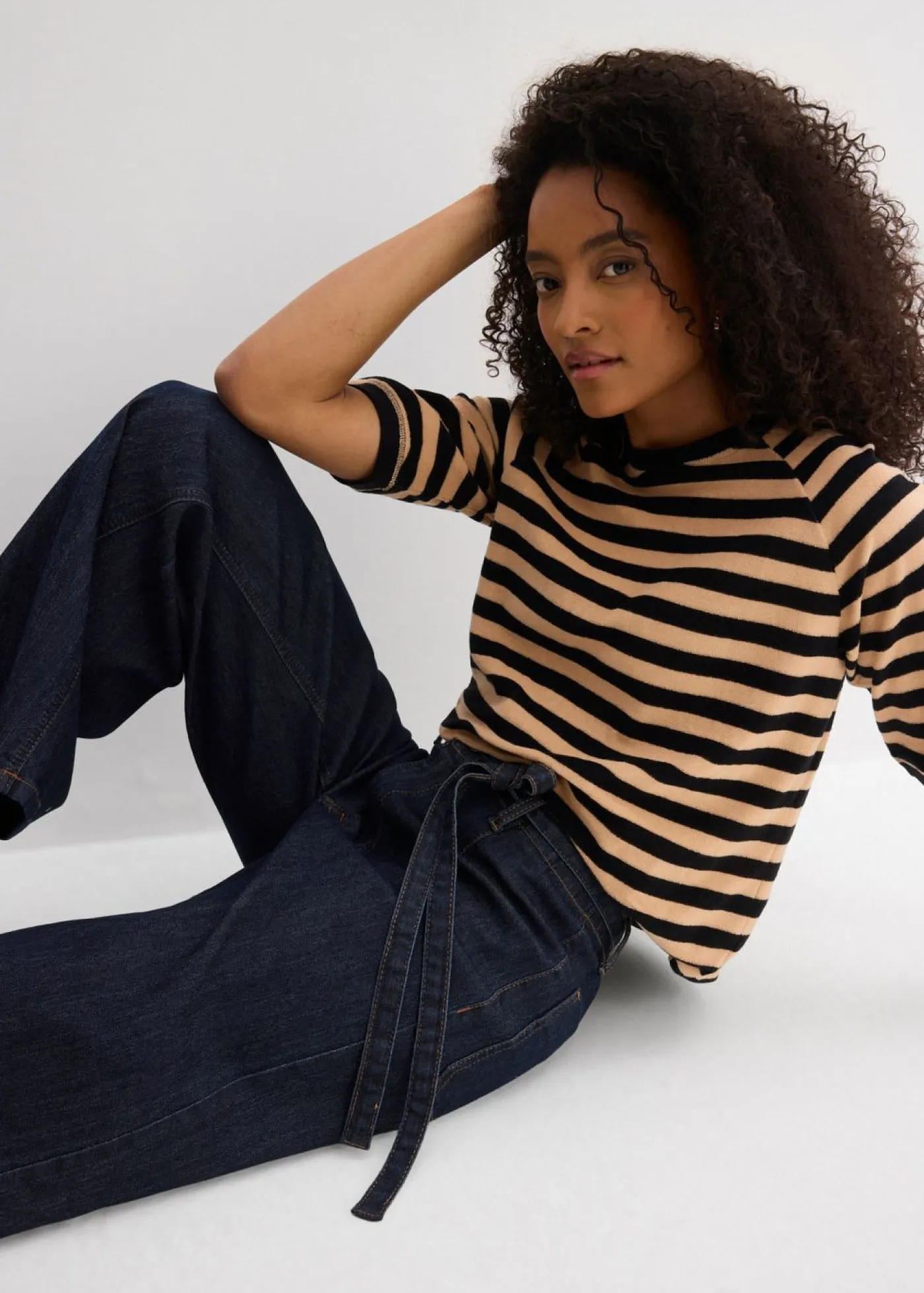 bonprix bonprix Tallas Pequeñas|Vaqueros>Vaqueros con perneras anchas, talle alto y largo cropped Azul oscuro denim