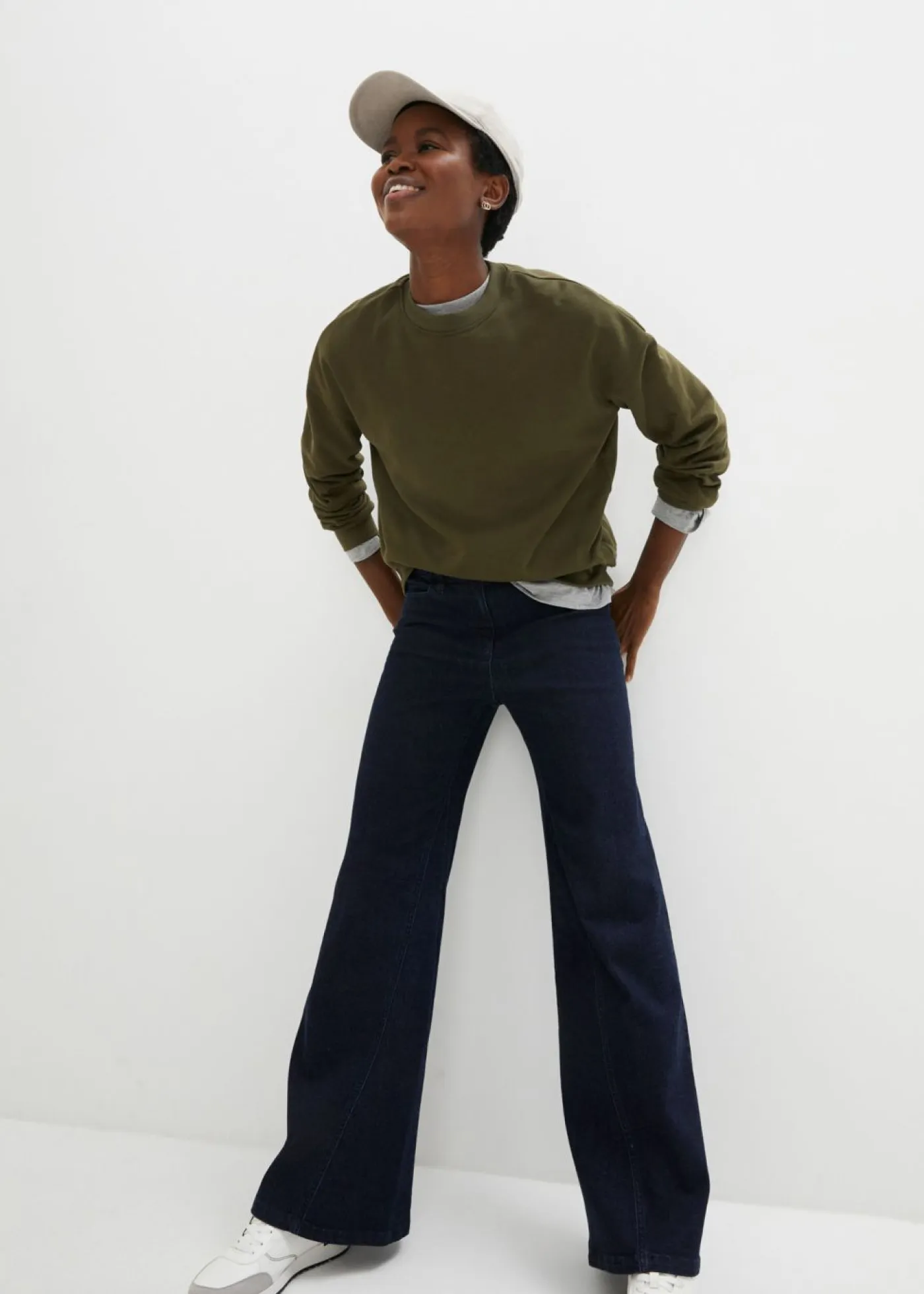 bonprix bonprix Tallas Pequeñas|Vaqueros>Vaqueros de pernera ancha, high waist, cintura cómoda denim intenso