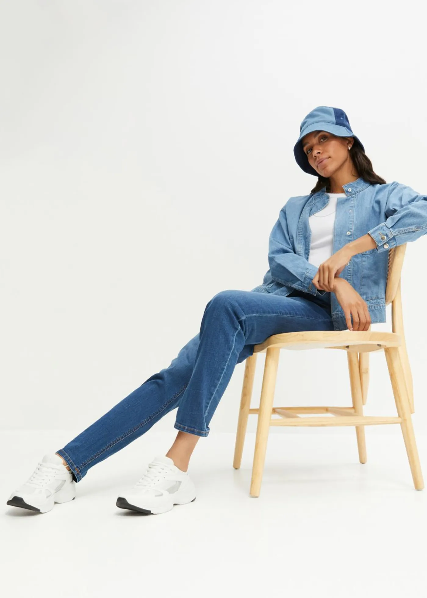 bonprix bonprix Vaqueros>Vaqueros elásticos de cintura alta y corte mom Azul piedra usado