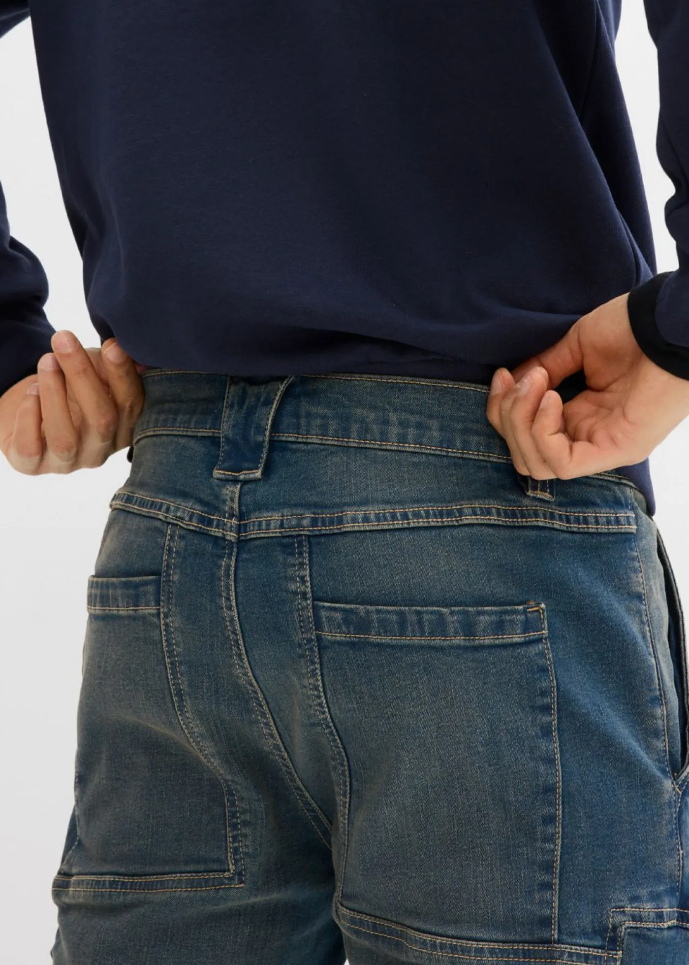 Hombre bonprix bonprix Vaqueros elásticos de corte cargo, regular y recto