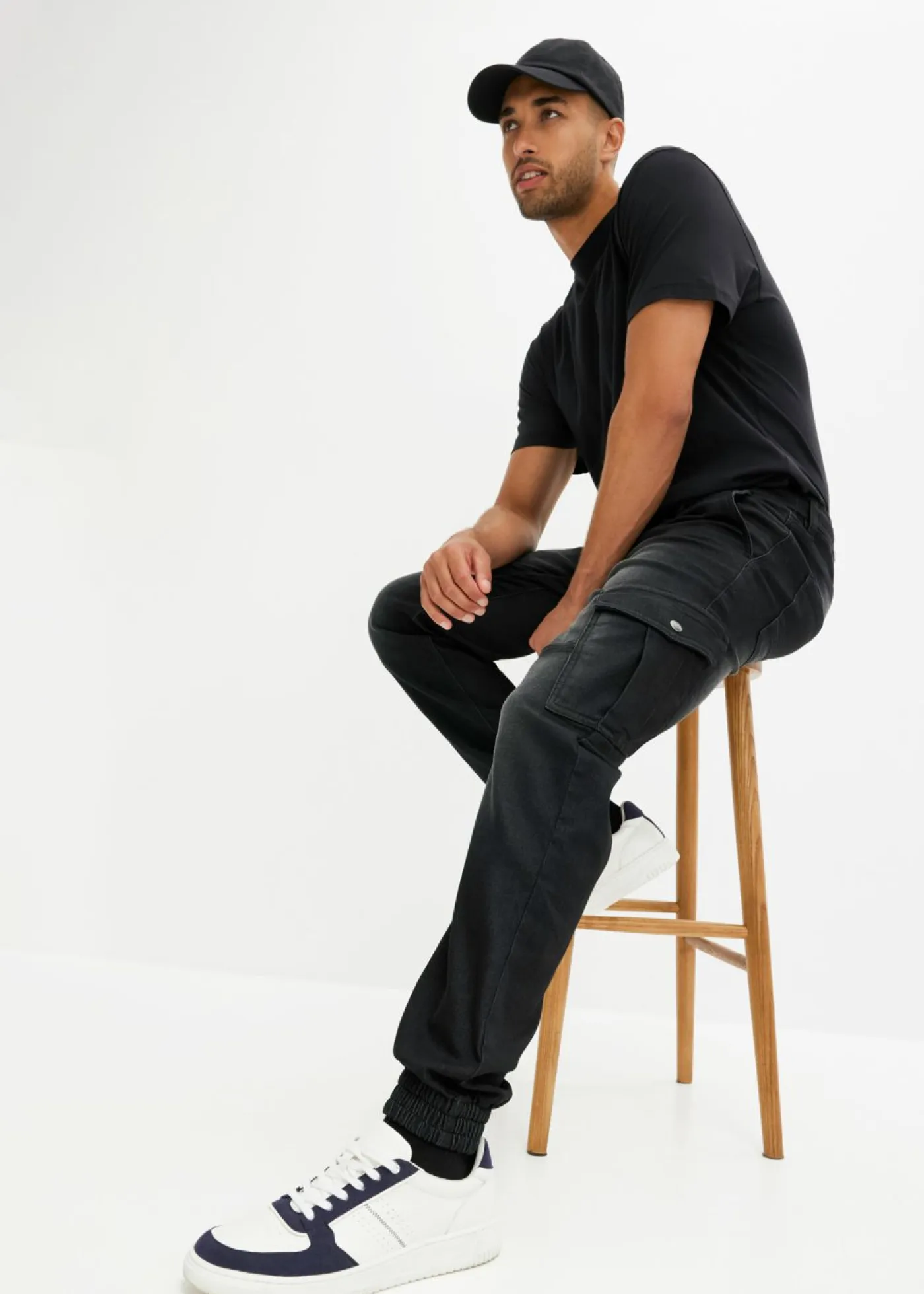 Hombre bonprix bonprix Vaqueros informales con corte regular, forma recta y cinturilla elástica