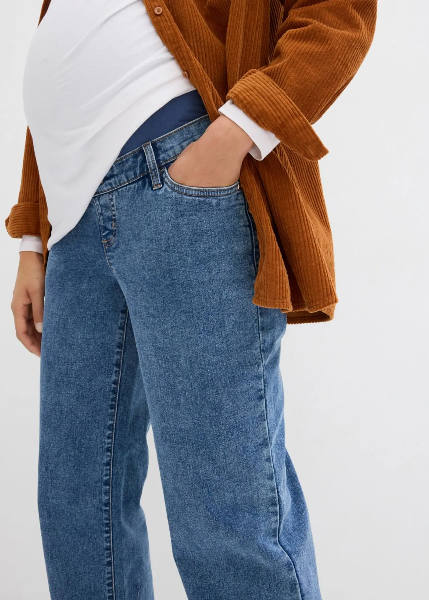 bonprix bonprix Premamá>Vaqueros premamá de algodón orgánico con corte holgado azul piedra-índigo claro