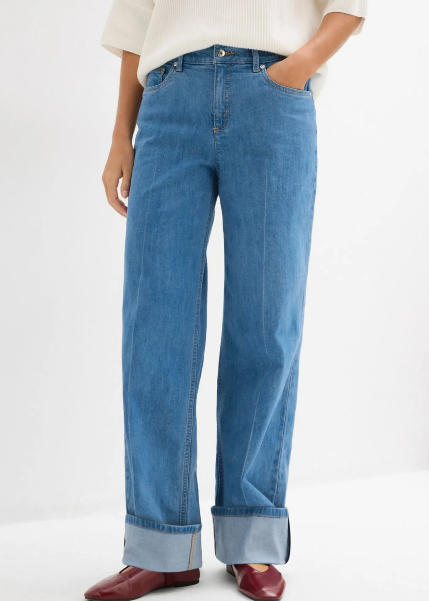 Mujer bonprix bonprix Vaqueros rectos con corte holgado, talle medio y largo completo