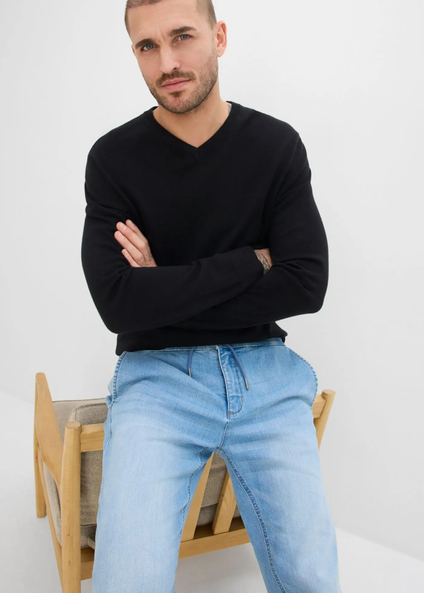 bonprix bonprix Vaqueros>Vaqueros sin cierre con corte regular, cinturilla elástica y forma recta Denim claro