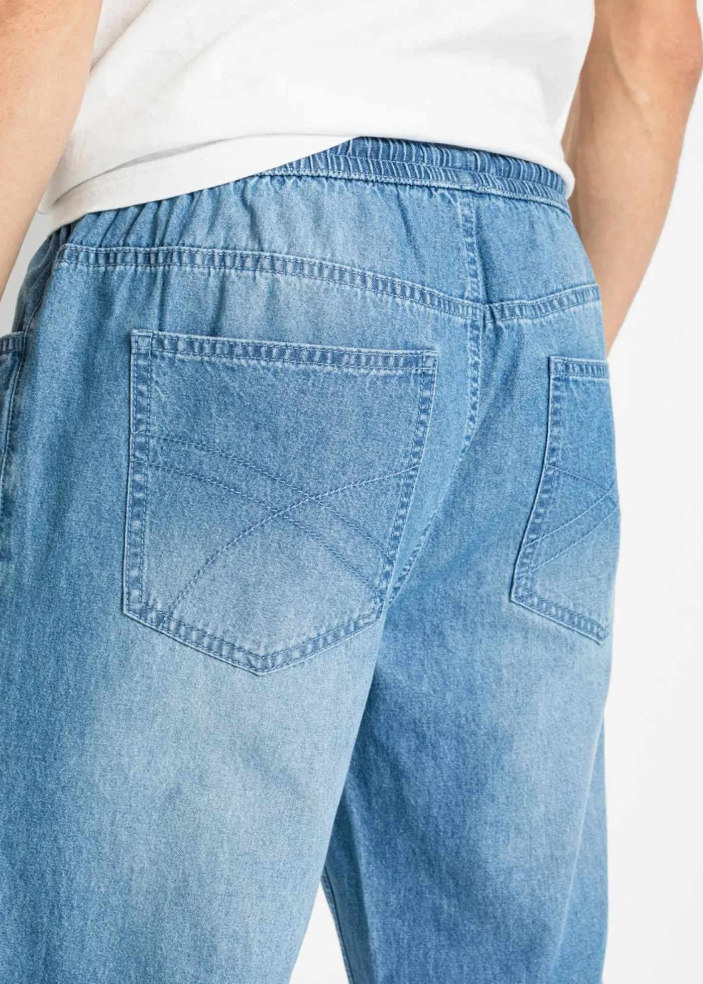 Hombre bonprix bonprix Vaqueros sin cierre de corte clásico en tejido veraniego (2 unidades)