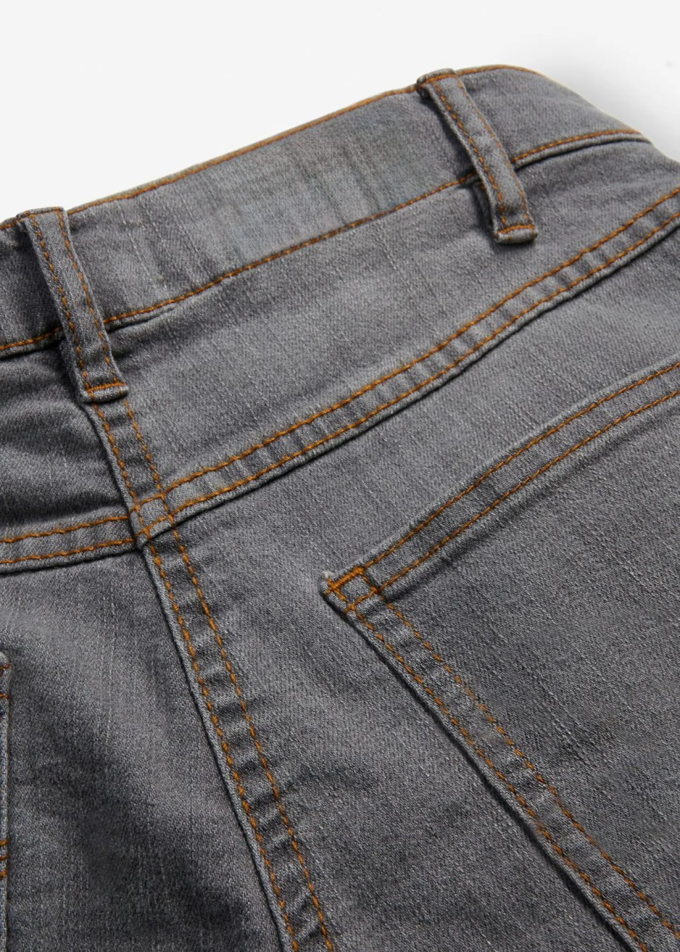 bonprix bonprix Tallas Pequeñas|Novedades>Vaqueros straight, mid waist, elásticos gris-desgastado