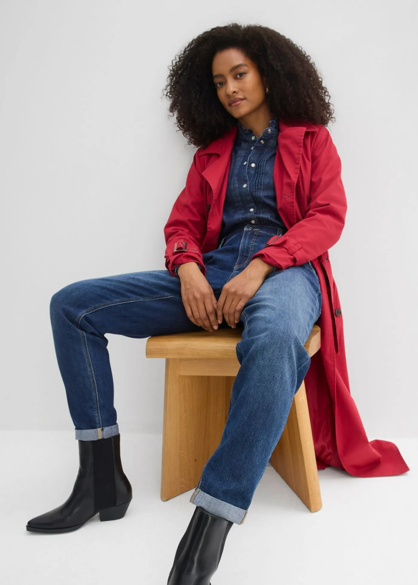 bonprix bonprix Vaqueros>Vaqueros tipo boyfriend con talle medio y cinturilla elástica azul oscuro denim usado