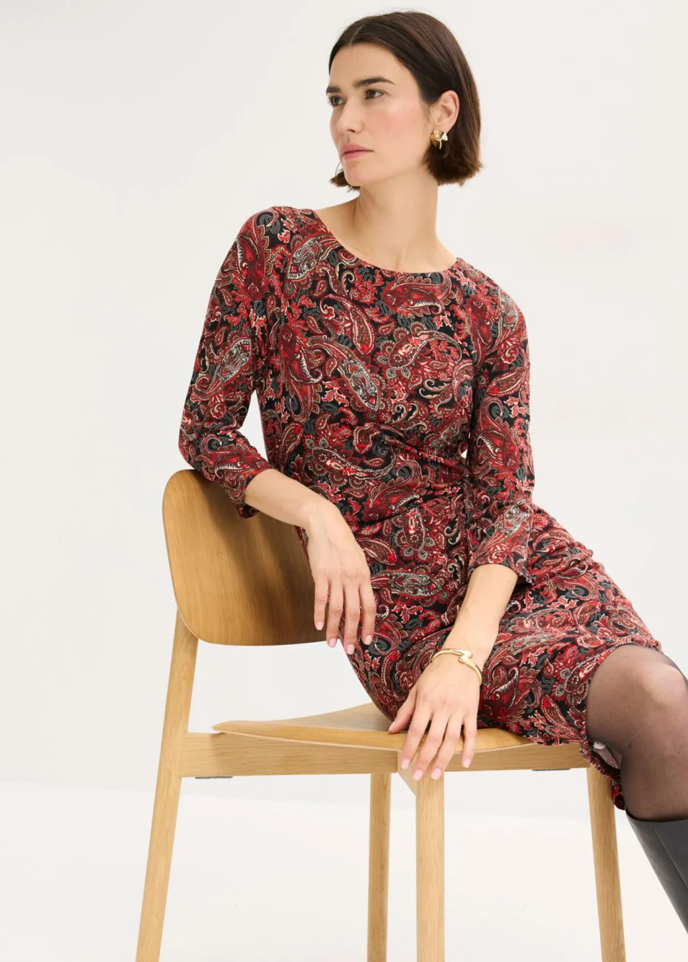 bonprix bonprix Vestidos>Vestido camisero con patrón paisley Negro-rojo con patrón paisley