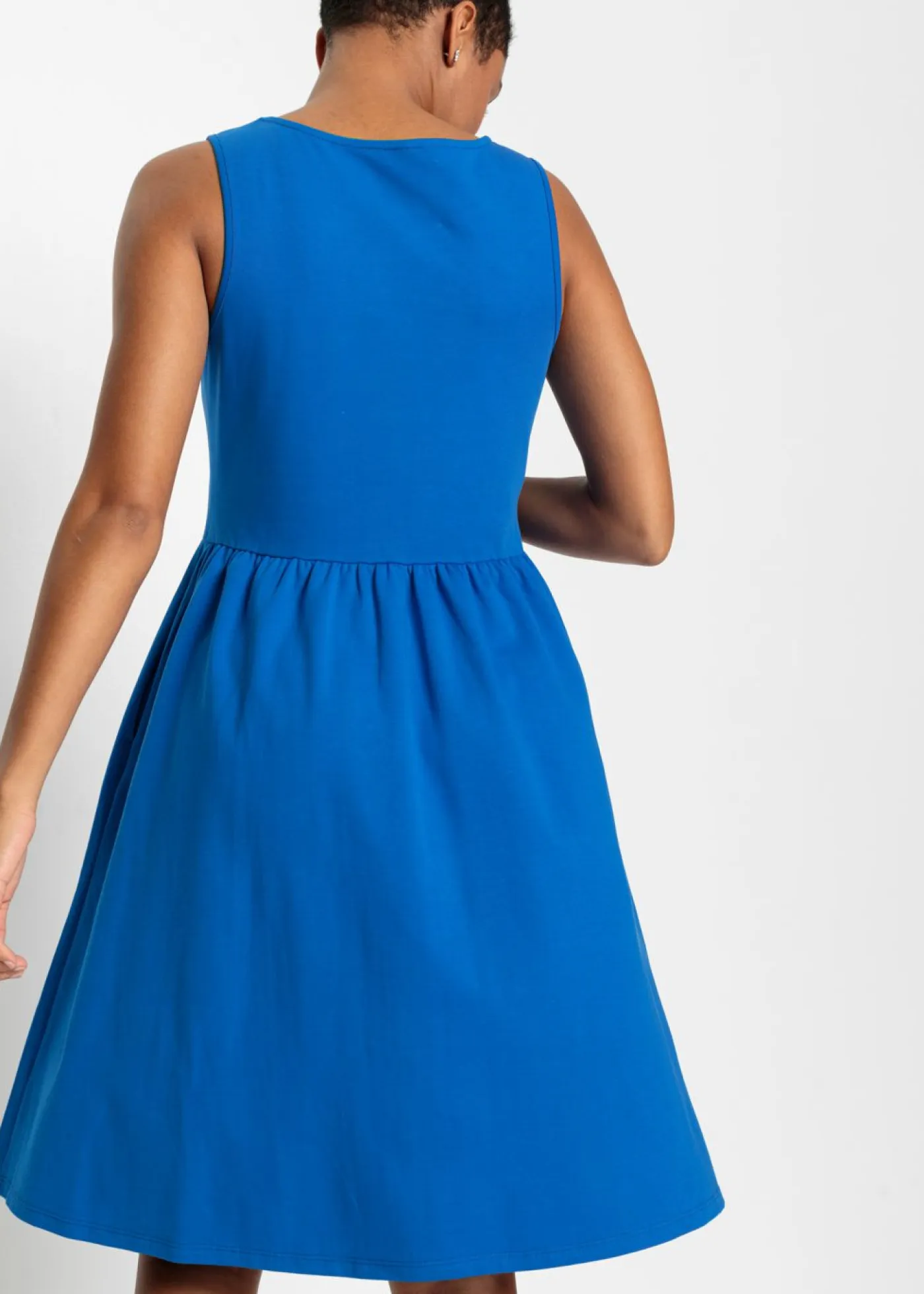 bonprix bonprix Vestidos>Vestido camisero de algodón puro con bolsillos Verde oliva oscuro