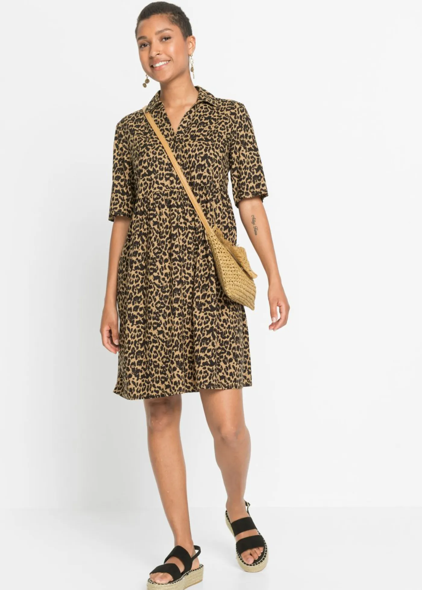 bonprix bonprix Vestidos>Vestido camisero de viscosa fluida Marrón con estampado de leopardo