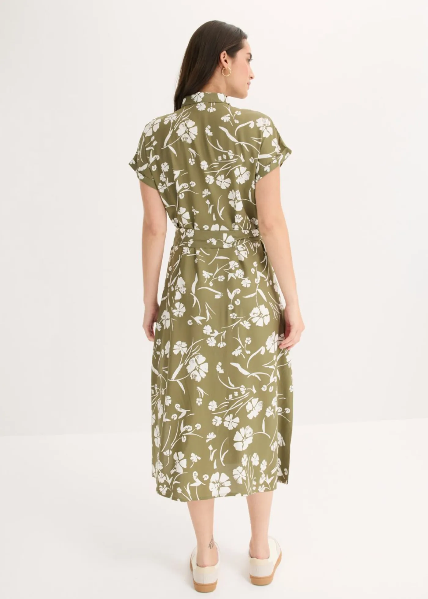 bonprix bonprix Vestidos|Novedades>Vestido camisero de viscosa pura Verde oliva-blanco de flores