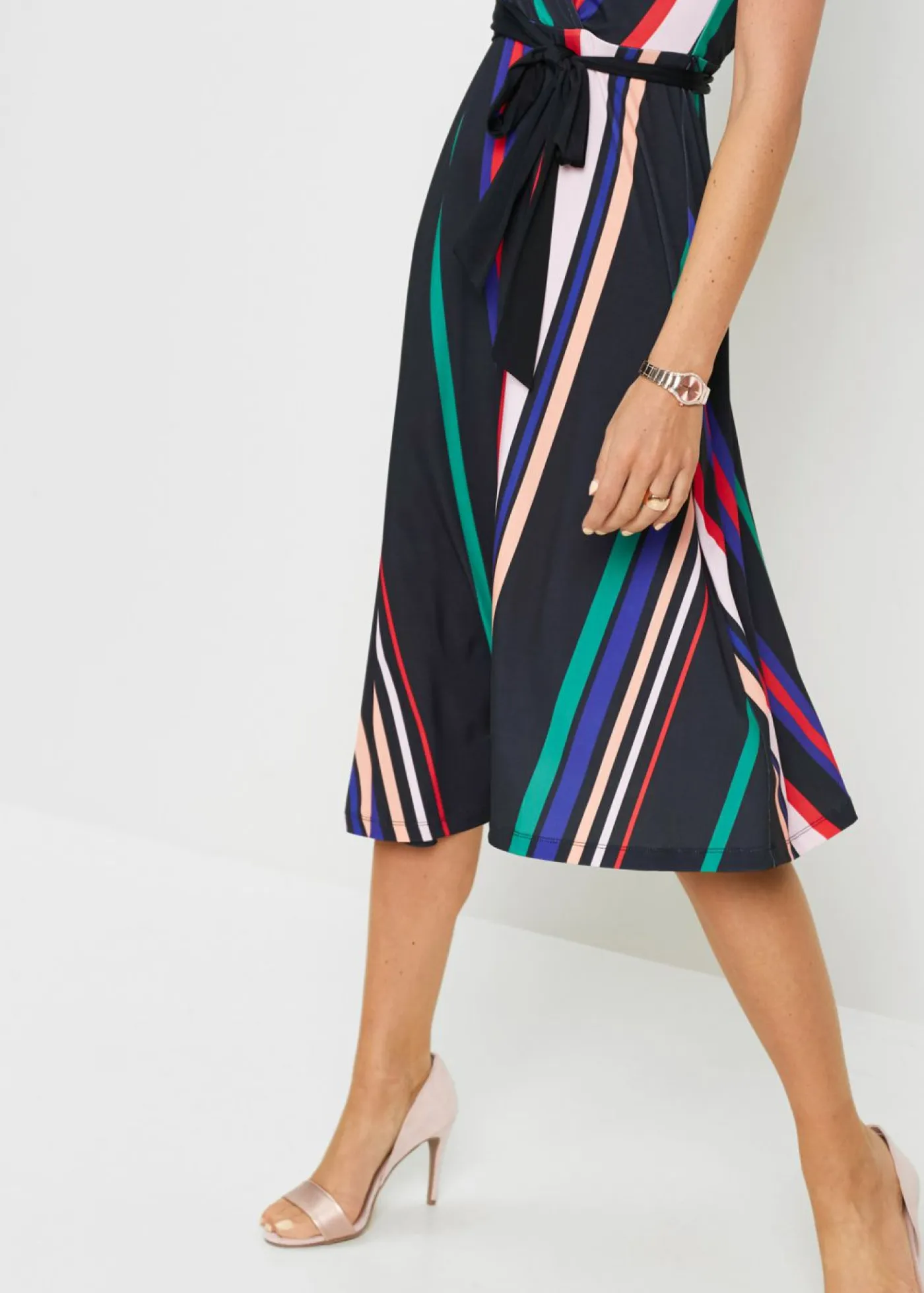 bonprix bonprix Vestidos>Vestido con cordón Negro-multicolor de rayas