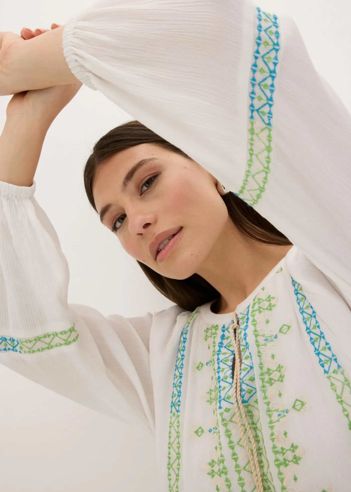 bonprix bonprix Vestidos>Vestido corto Blanco estampado